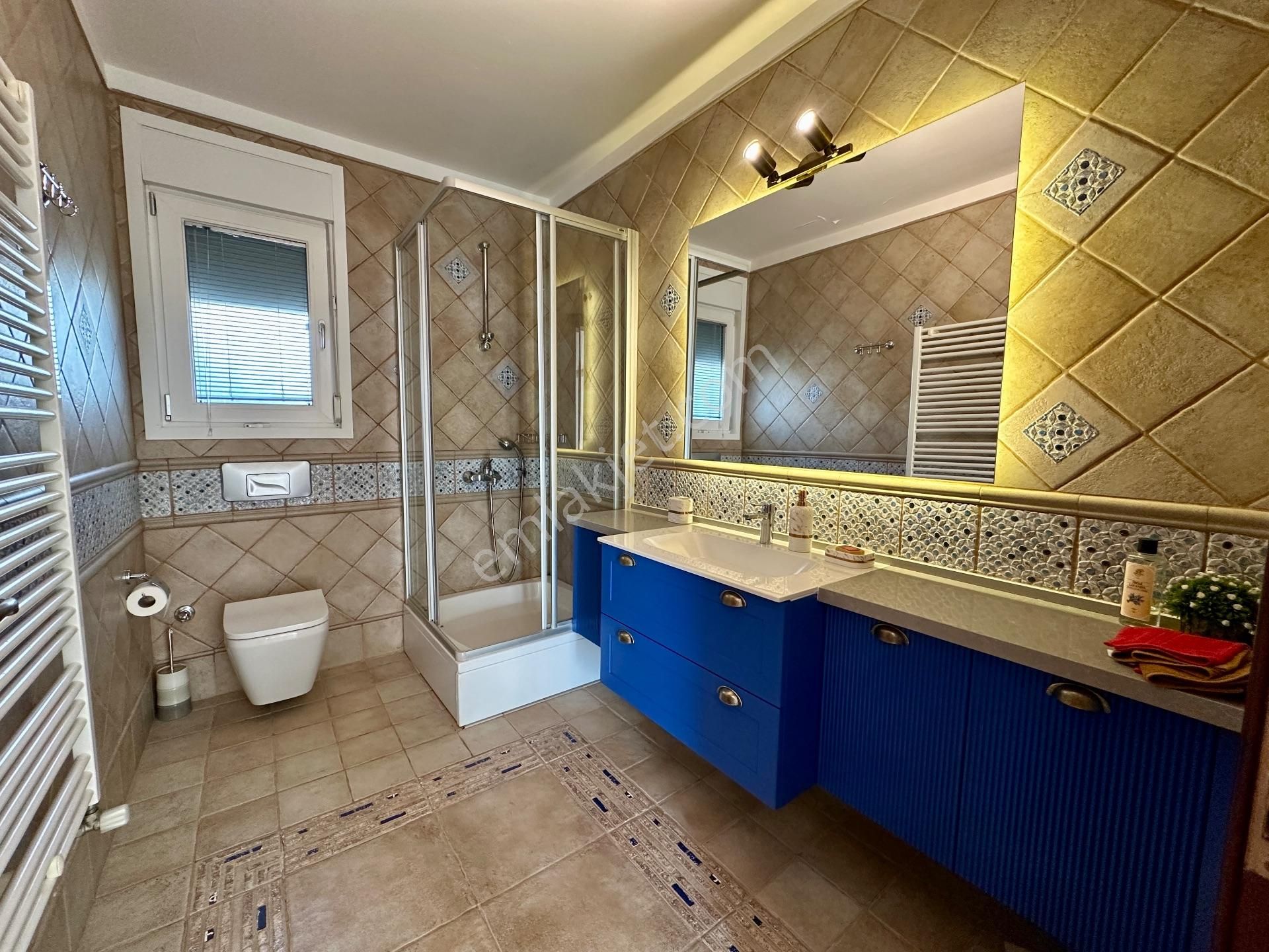 Turgutreis'te Elit Konumda Havuzlu Deniz Manzaralı Lüks Villa - Görsel 24