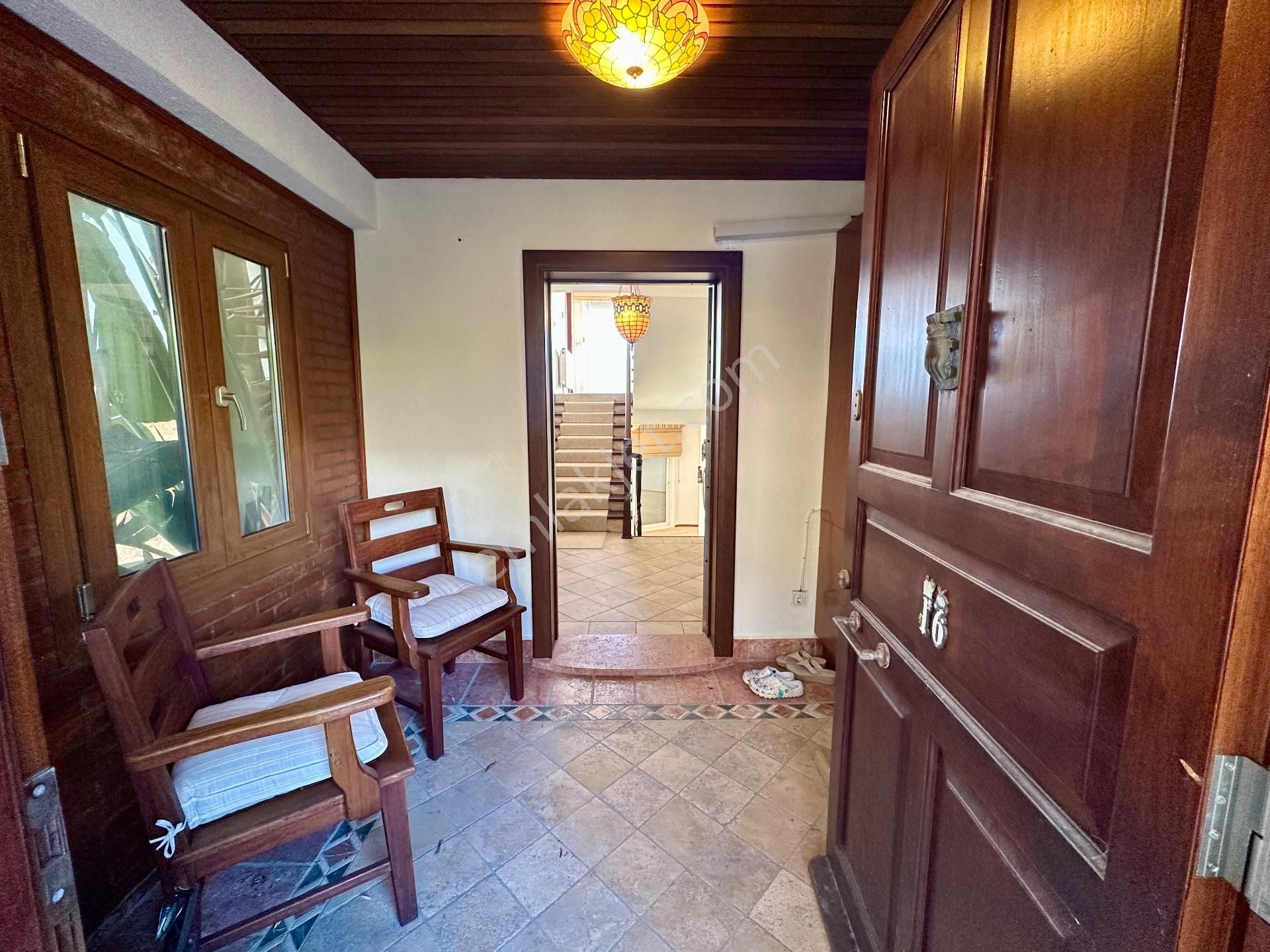 Turgutreis'te Elit Konumda Havuzlu Deniz Manzaralı Lüks Villa - Görsel 8