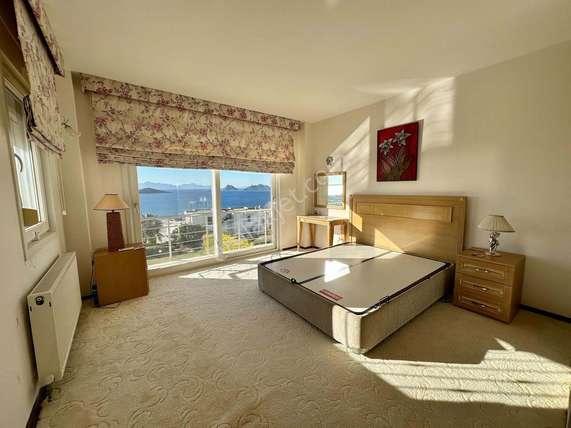 Turgutreis'te Elit Konumda Havuzlu Deniz Manzaralı Lüks Villa - Görsel 22