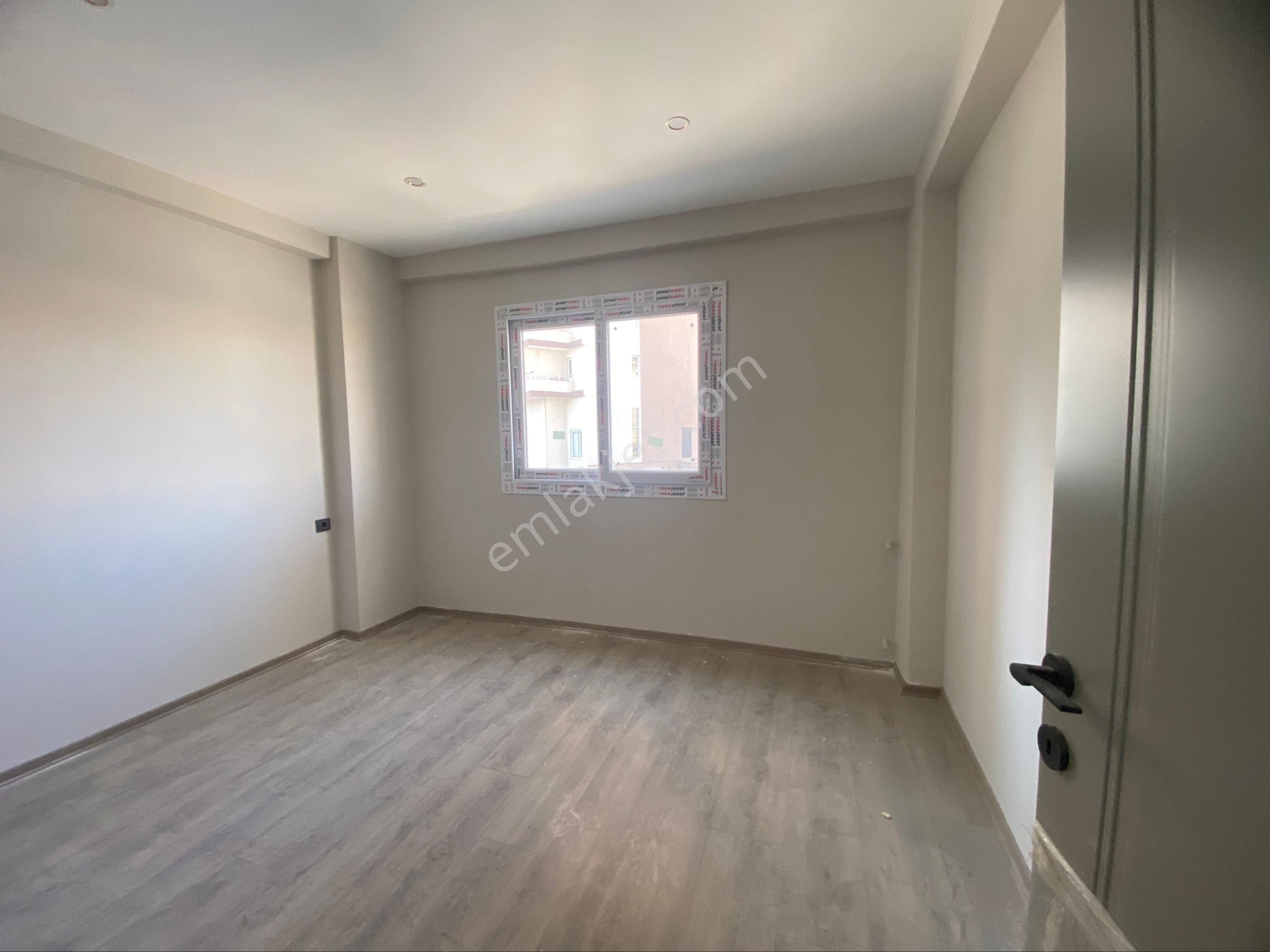 Çukurova Fırın Arkası Ana Caddeye Yakın Boş 1+1 Kiralıktır - Görsel 3