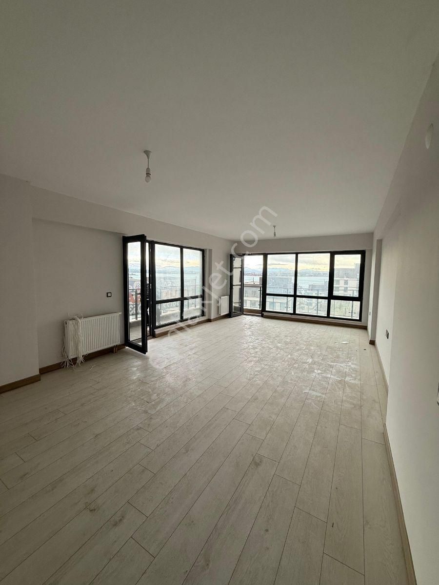 Göl Toki Evlerinde Göl Manzaralı 3+1 Kiralık Daire️ - Görsel 3