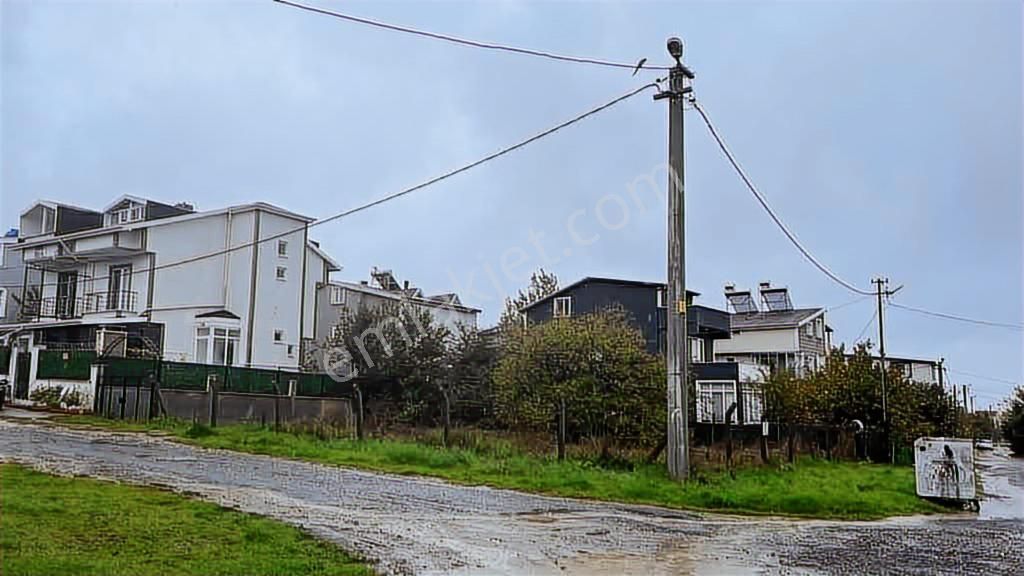 Tekirdağ Yeniçiftlik Köşe Parsel 400 M2 İmarlı Satılık Arsa