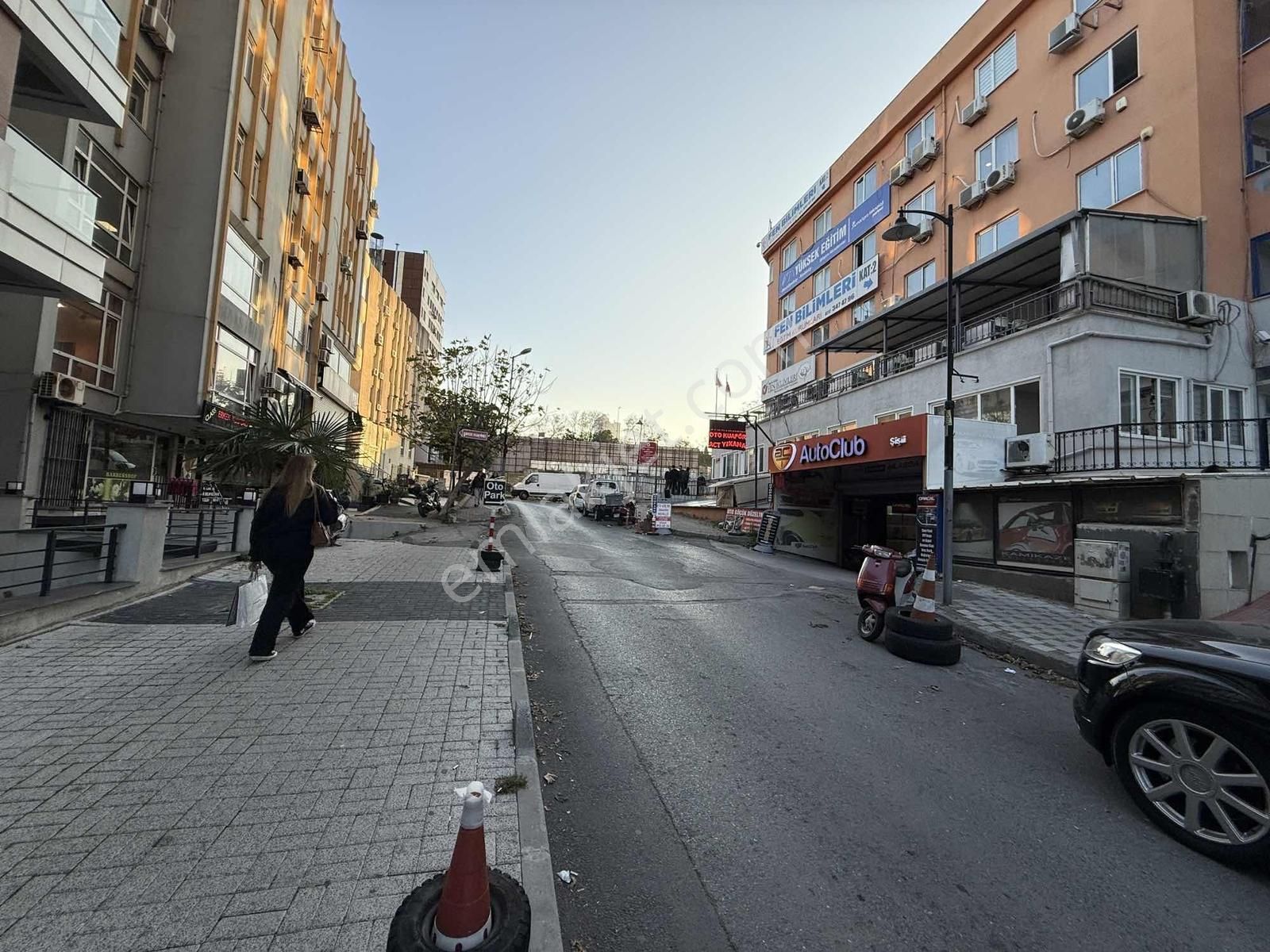 Şişli Mecidiyeköy Merkez Net:400m2 Dükkan & Mağaza K.otoparklı - Görsel 4
