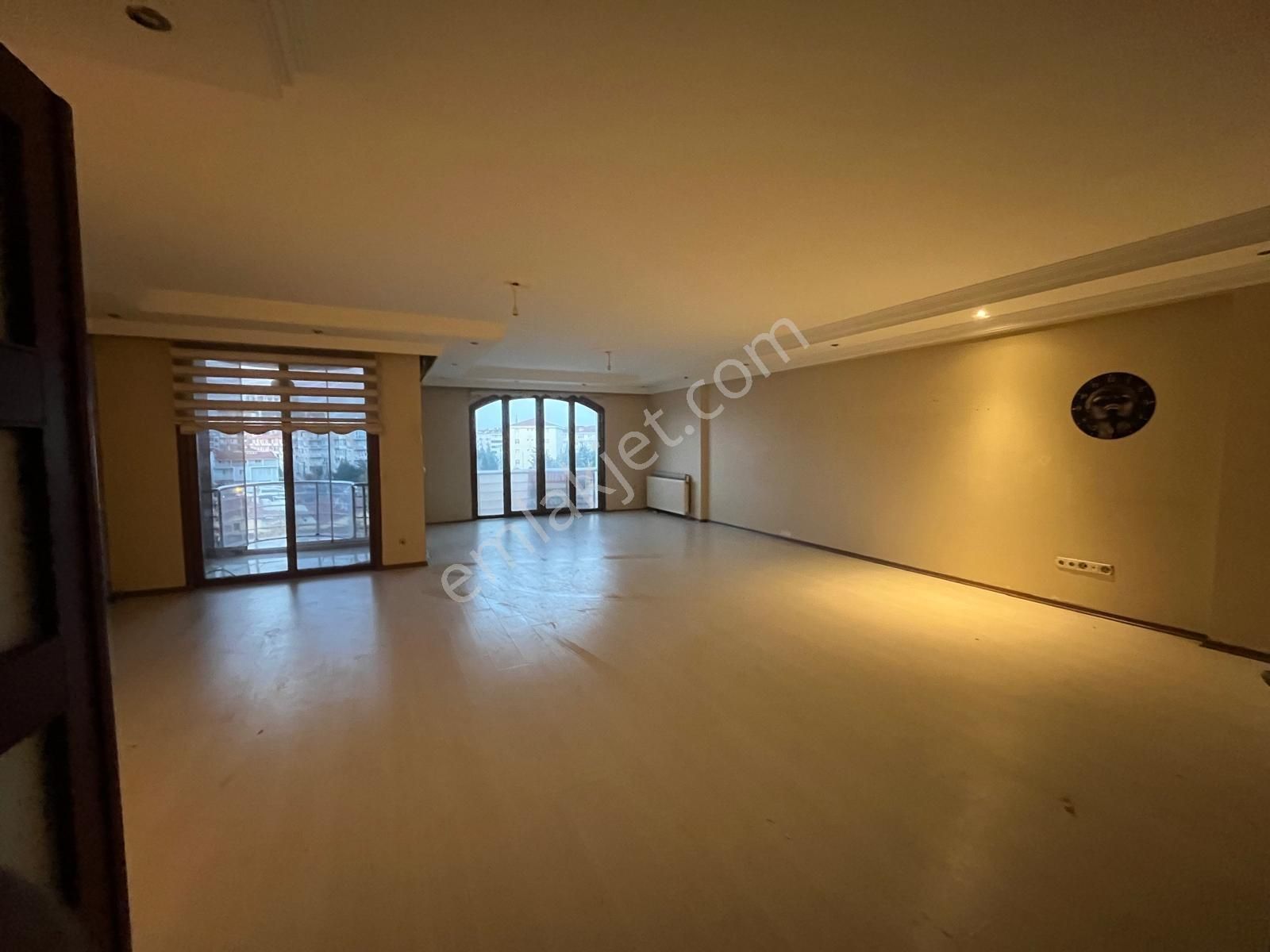 Çorlu Merkez Salih Omurtak Cad.4+1 Kiralık İşyeri - Görsel 12