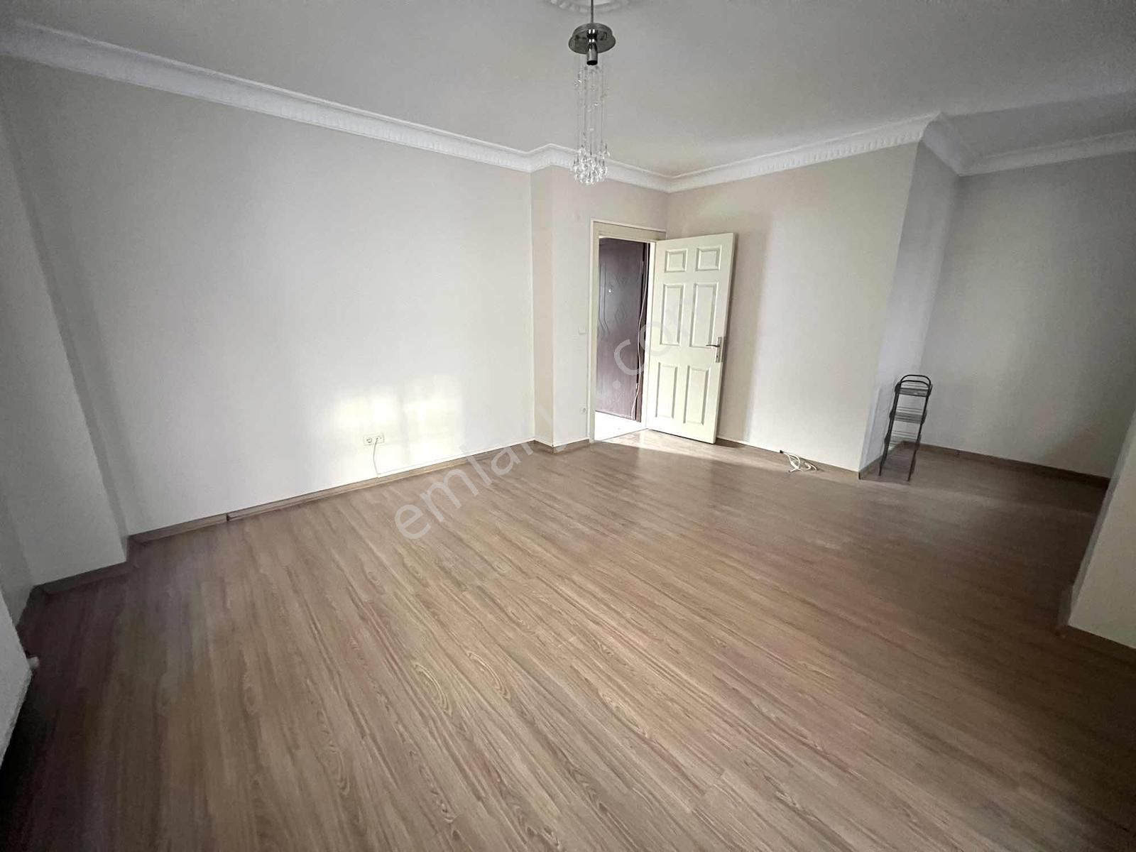 Mecidiyeköy Merkezi Konuma Yakın 2+1 Ferah Kullanışlı Daire - Görsel 3