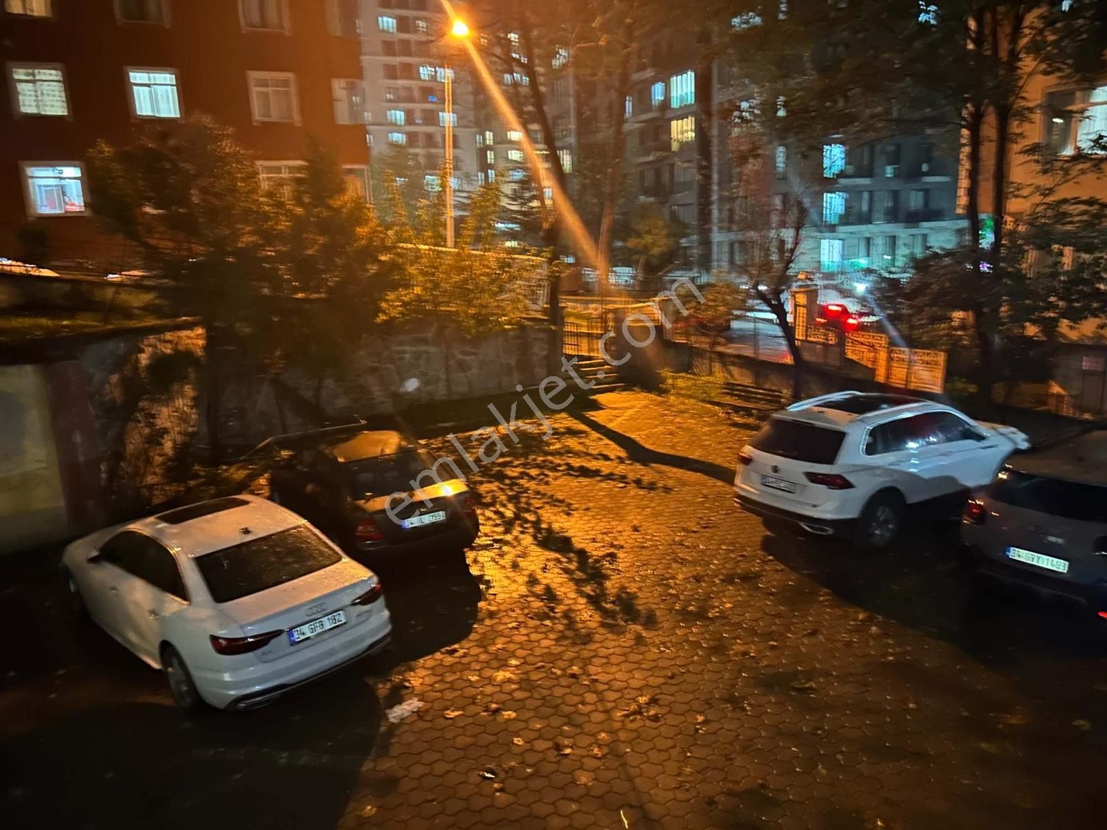 Eyüp Yeşilpınar Metroya 5 Dk Otoparklı Sitede 2+1 Ferah Daire - Görsel 24