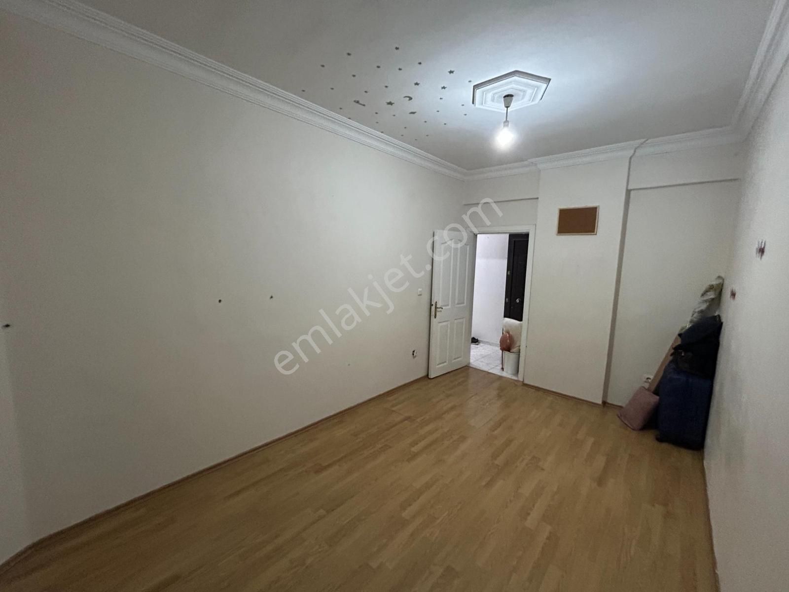 Eyüp Yeşilpınar Metroya 5 Dk Otoparklı Sitede 2+1 Ferah Daire - Görsel 21