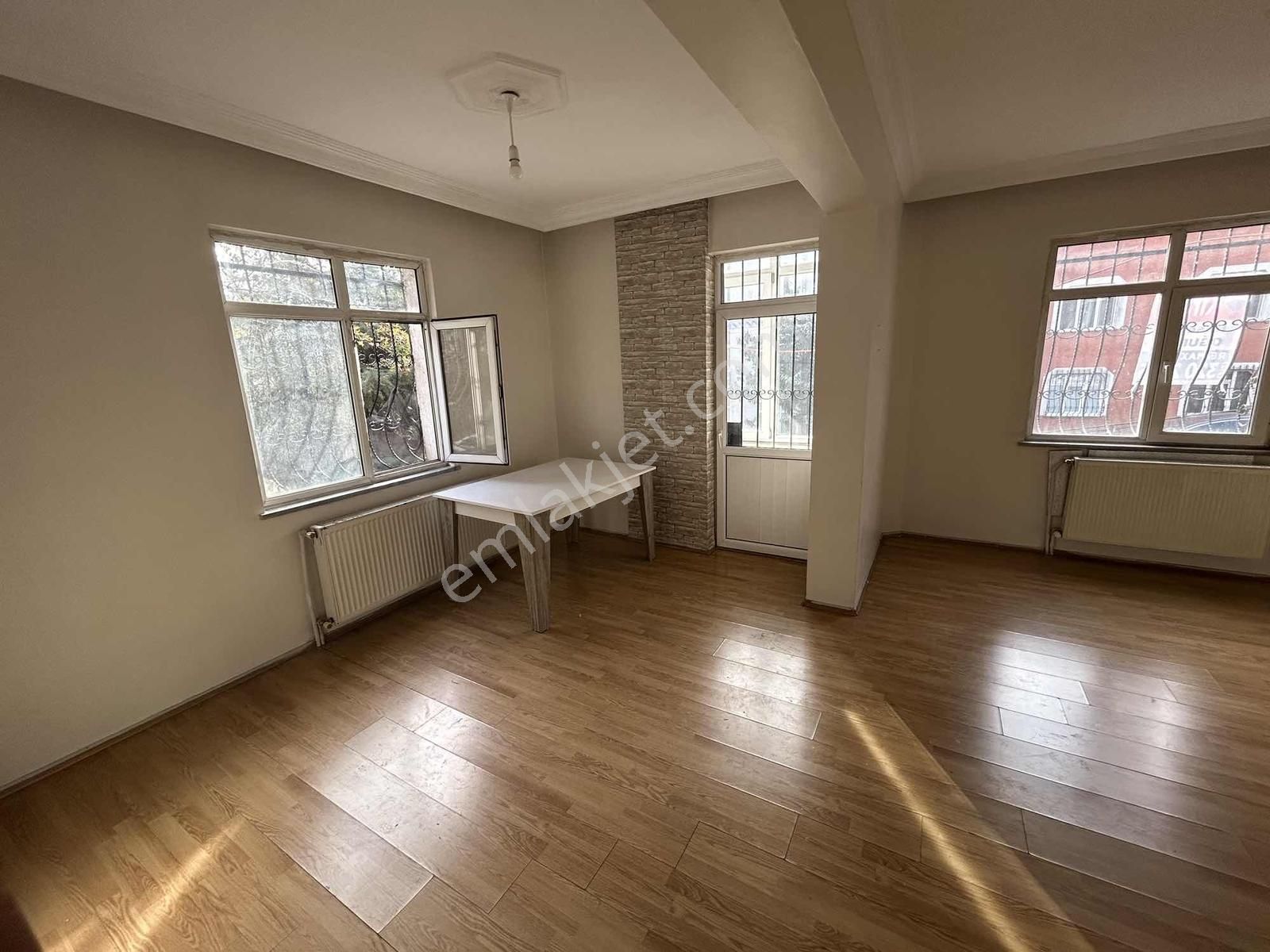 Eyüp Yeşilpınar Metroya 5 Dk Otoparklı Sitede 2+1 Ferah Daire - Görsel 33