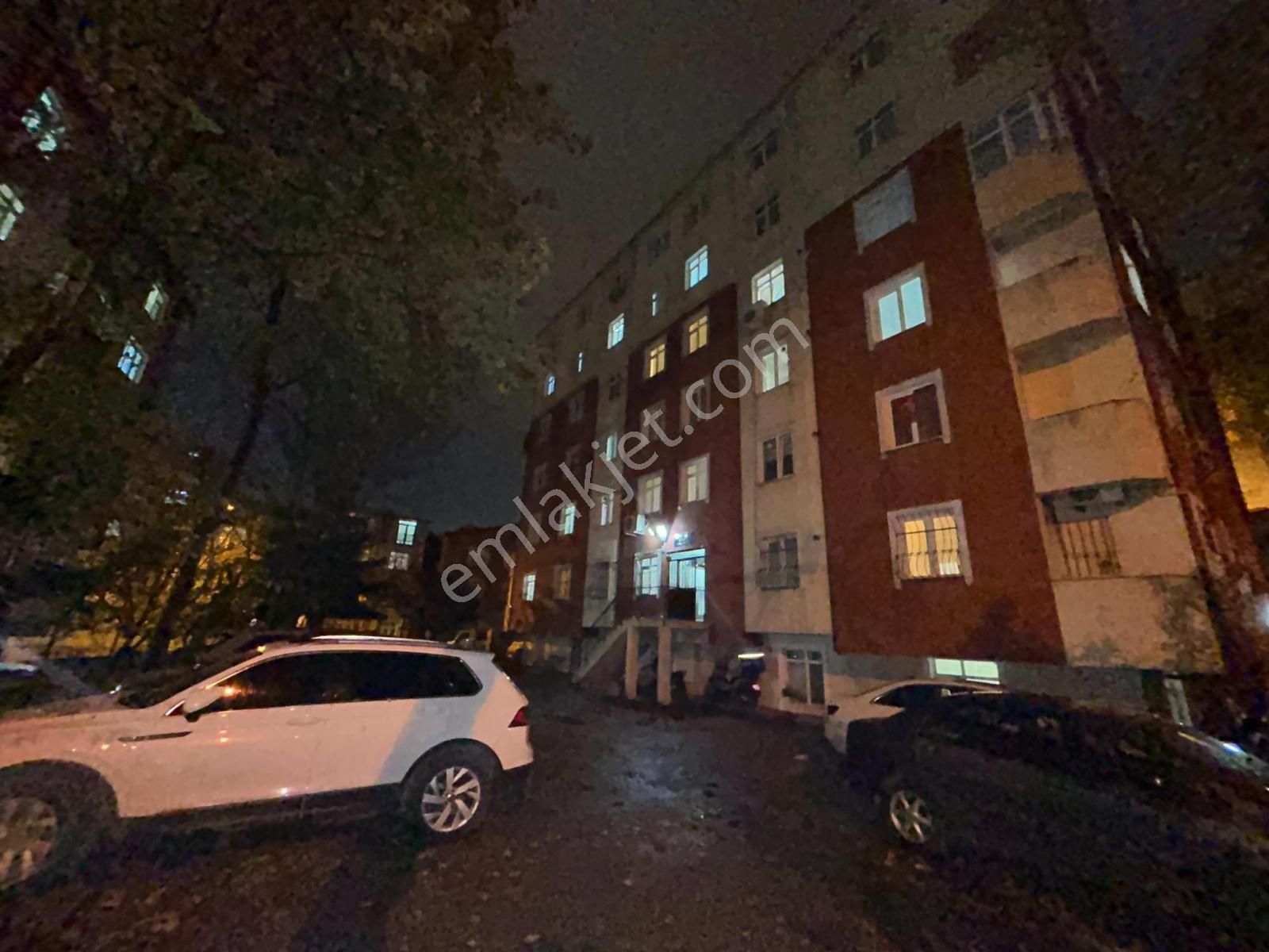 Eyüp Yeşilpınar Metroya 5 Dk Otoparklı Sitede 2+1 Ferah Daire - Görsel 8