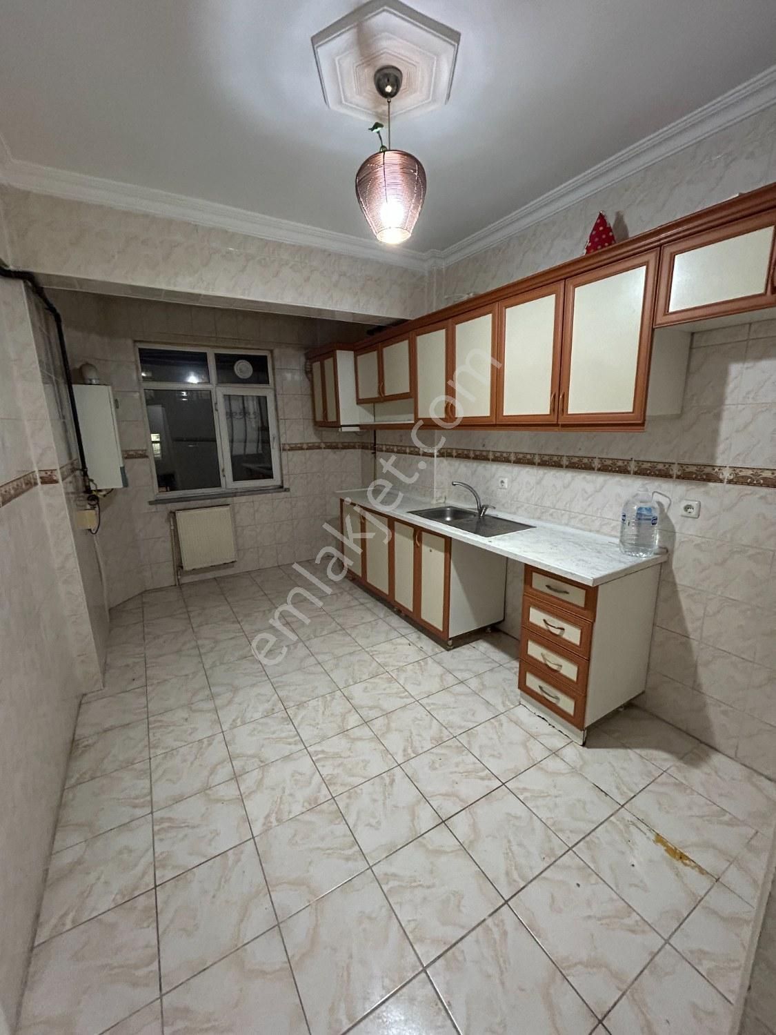 Eyüp Yeşilpınar Metroya 5 Dk Otoparklı Sitede 2+1 Ferah Daire - Görsel 19