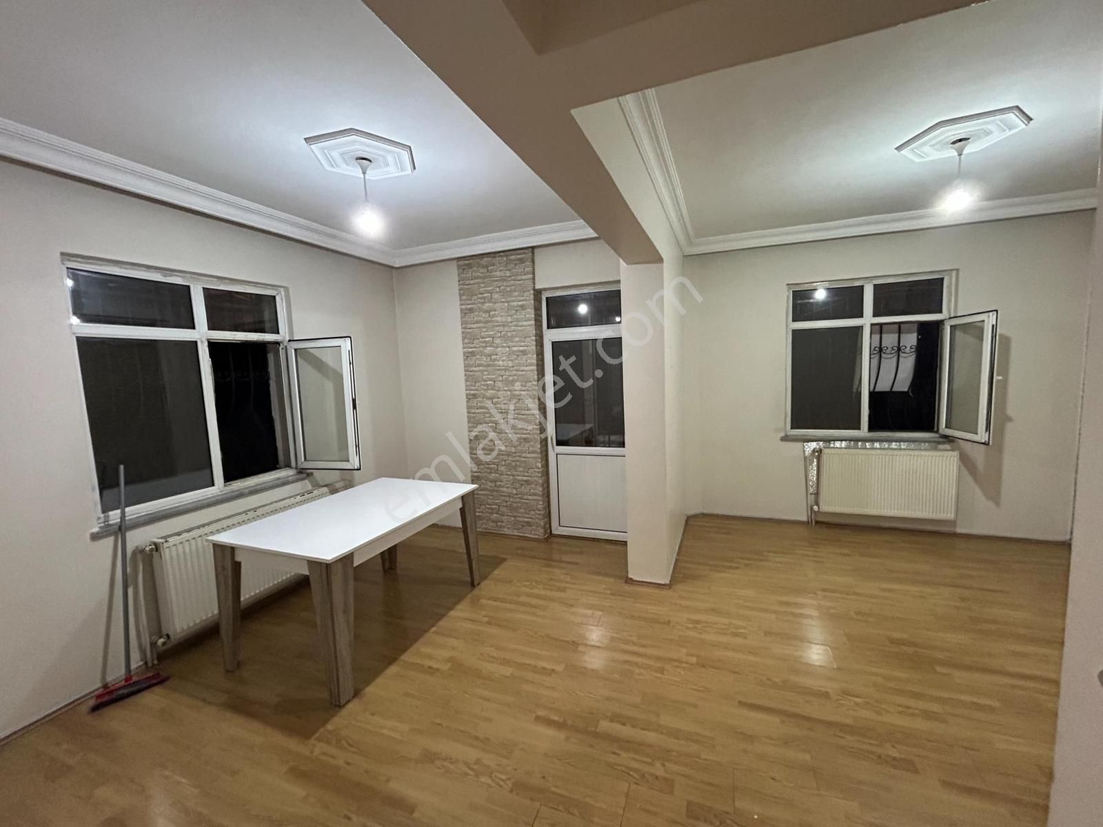 Eyüp Yeşilpınar Metroya 5 Dk Otoparklı Sitede 2+1 Ferah Daire - Görsel 22