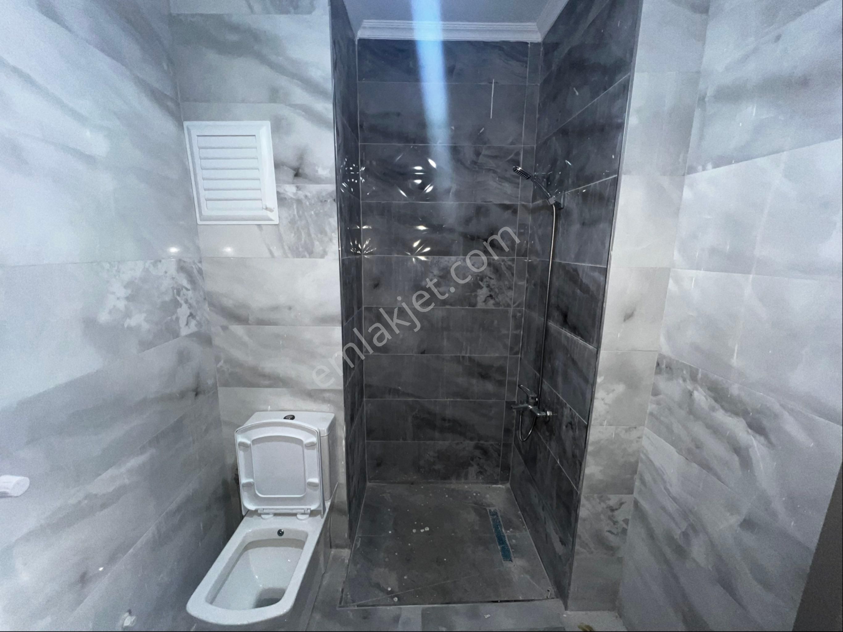 Naz Emlaktan Nuhkuyusu Caddesine Yakın 3+1 Satılık Daire - Görsel 14