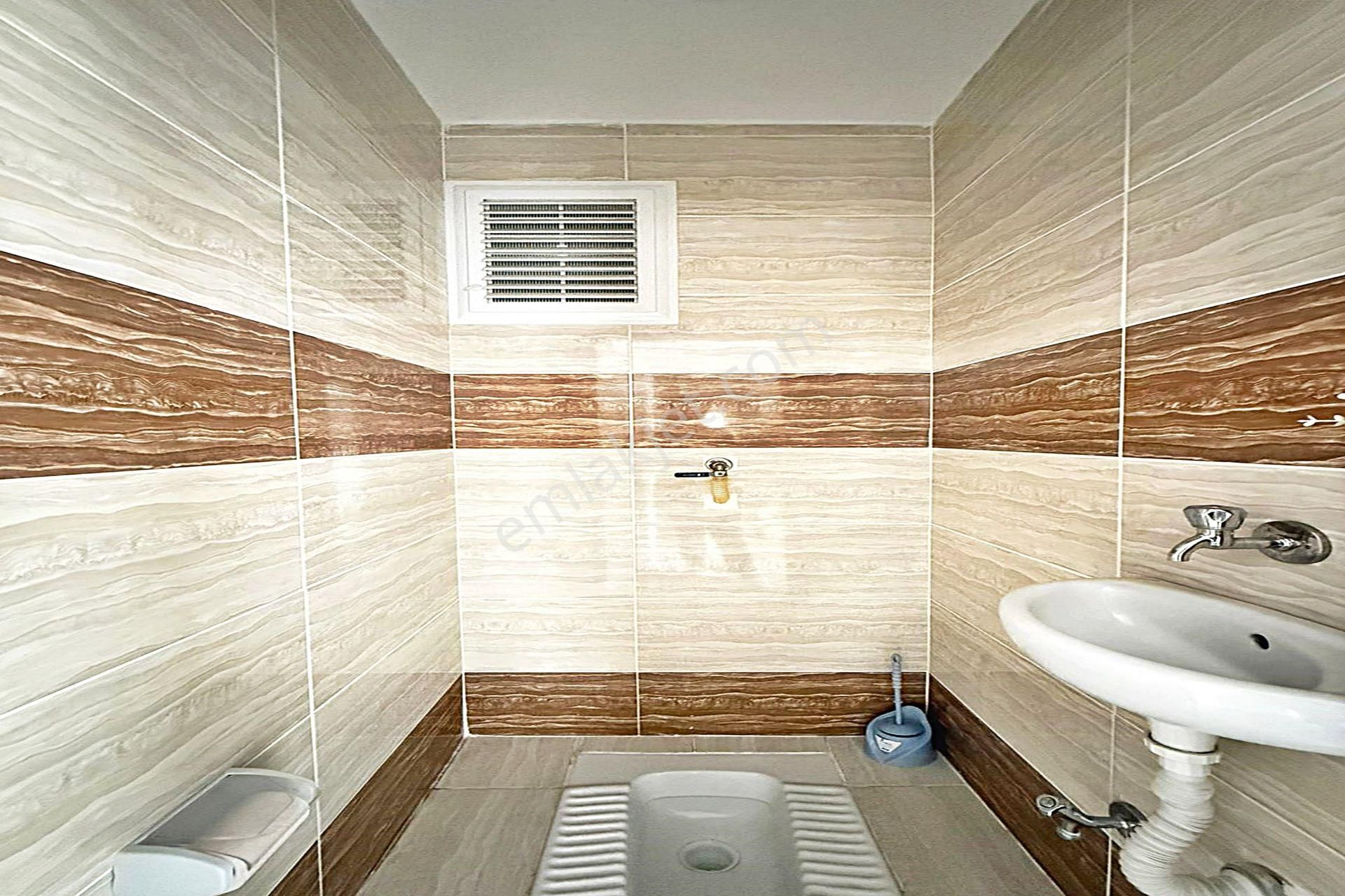 Bahçeşehir Lokasyonunda Modern Tasarımlı 2+1 Satılık Daire - Görsel 26