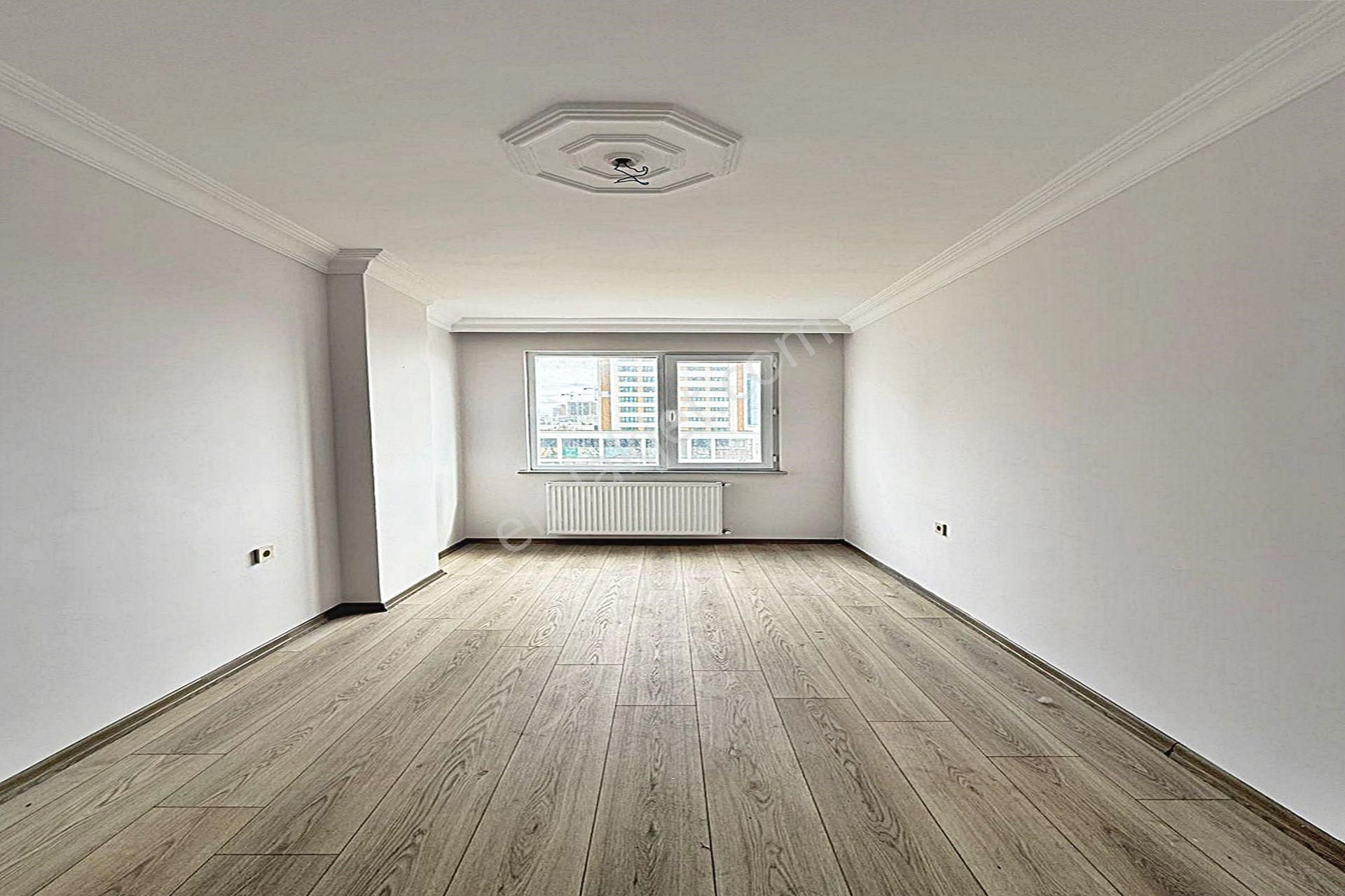 Bahçeşehir Lokasyonunda Modern Tasarımlı 2+1 Satılık Daire - Görsel 17