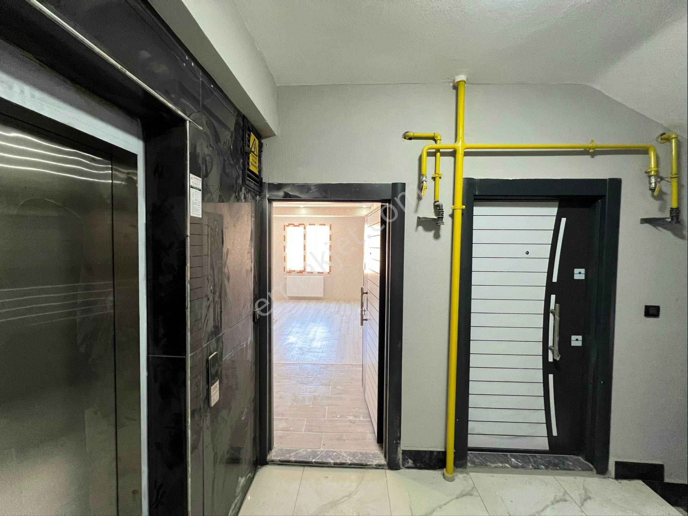 Batıkent’te Kiralık 1+1 Eşyalı Yada Eşyasız - Görsel 19