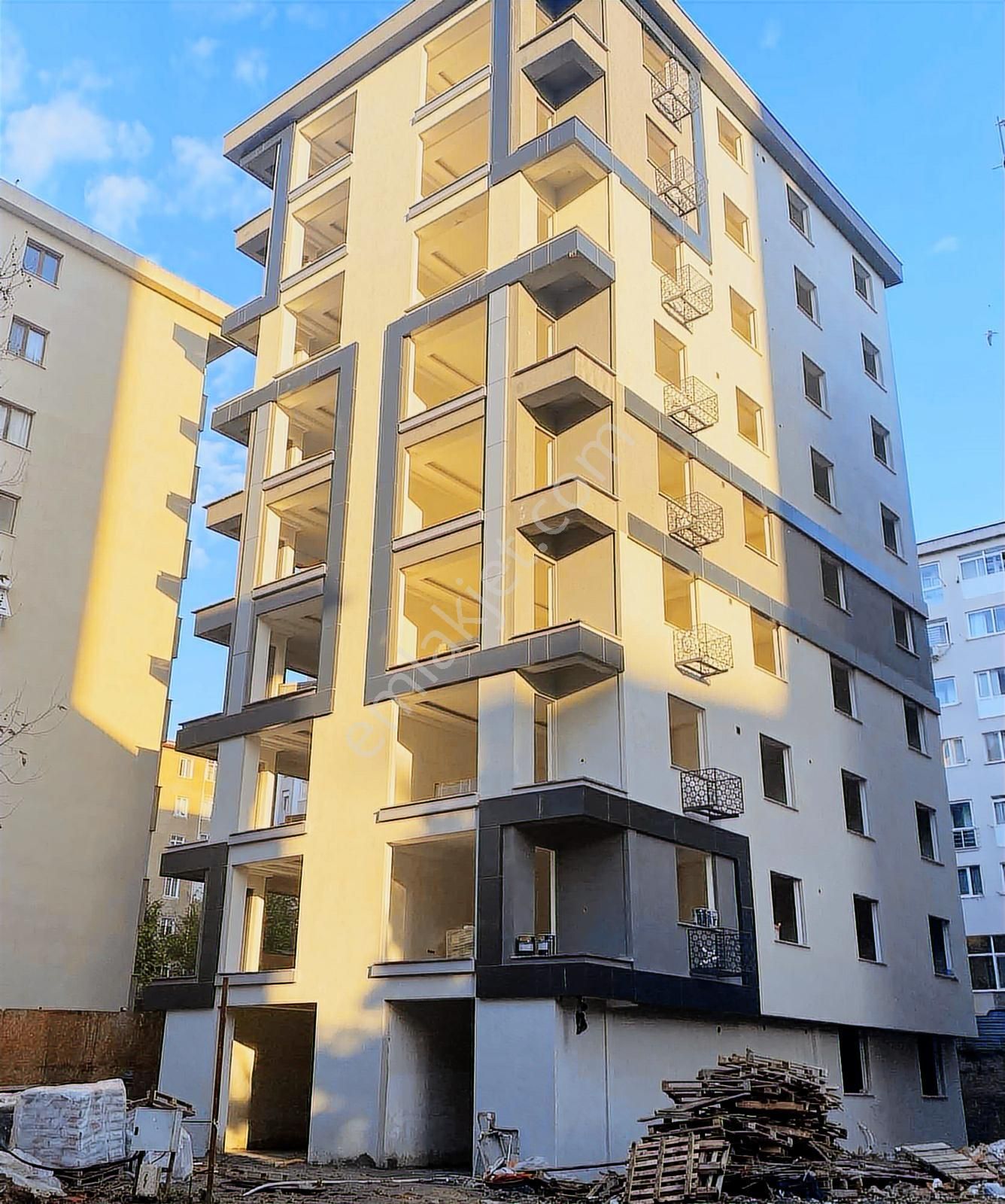 Sahrayıcedit'de 2026 Şubat Ayında Teslim 2+1 Satılık Daire - Görsel 14