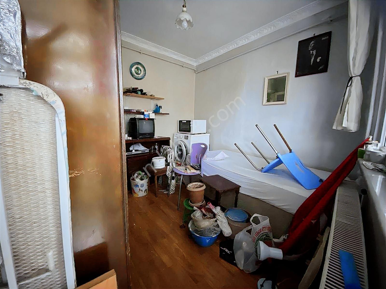 Kocamustafapaşa'da 4+1 Teras Kat Satılık Daire - Görsel 12