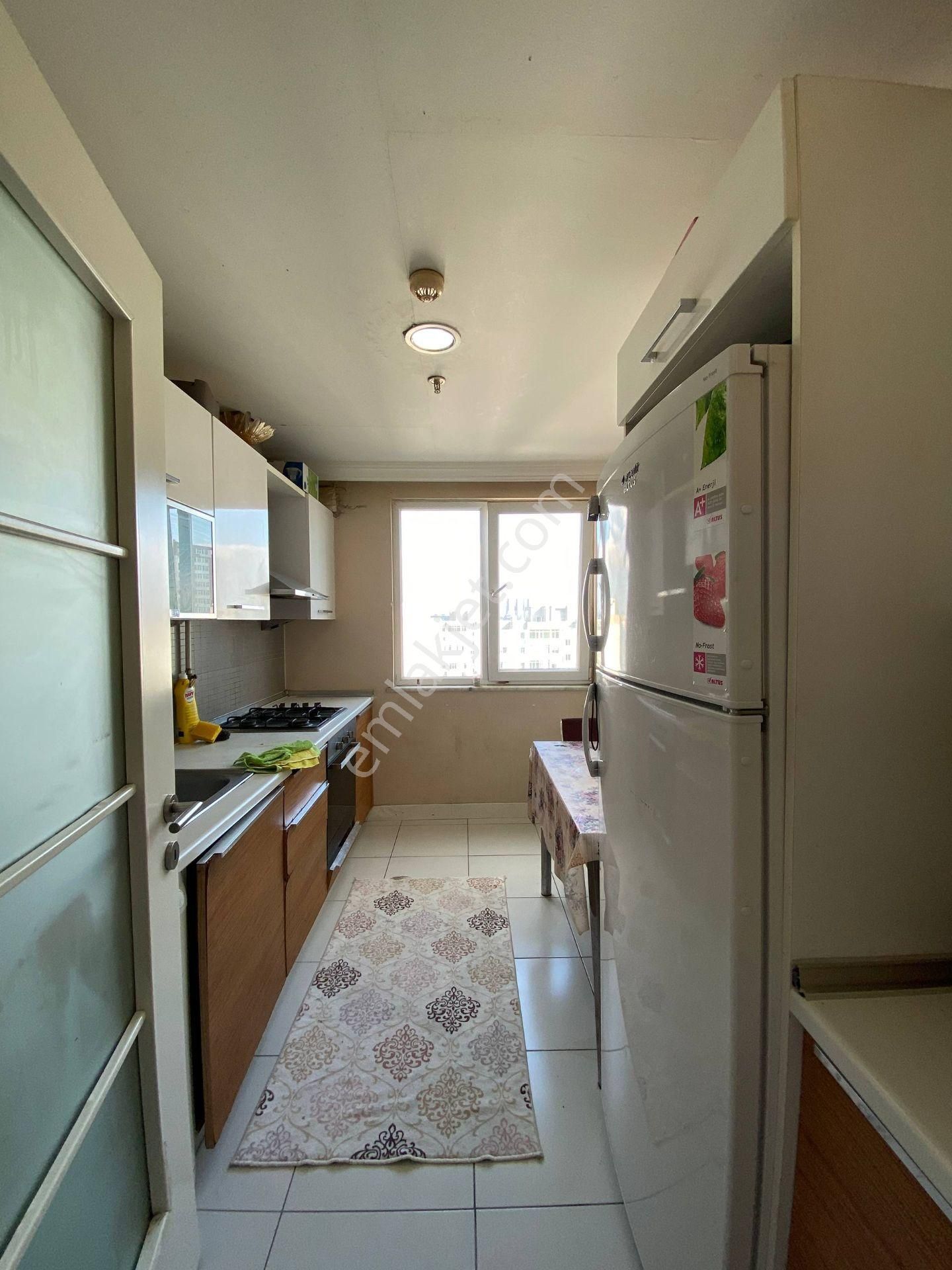 Esenyurt Yeşilkent Mahallesi İnnovia 3 Sitesi 2+1 Full Eşyalı Kiralık Daire Havuz Ve Peyzaj Cepheli - Görsel 8