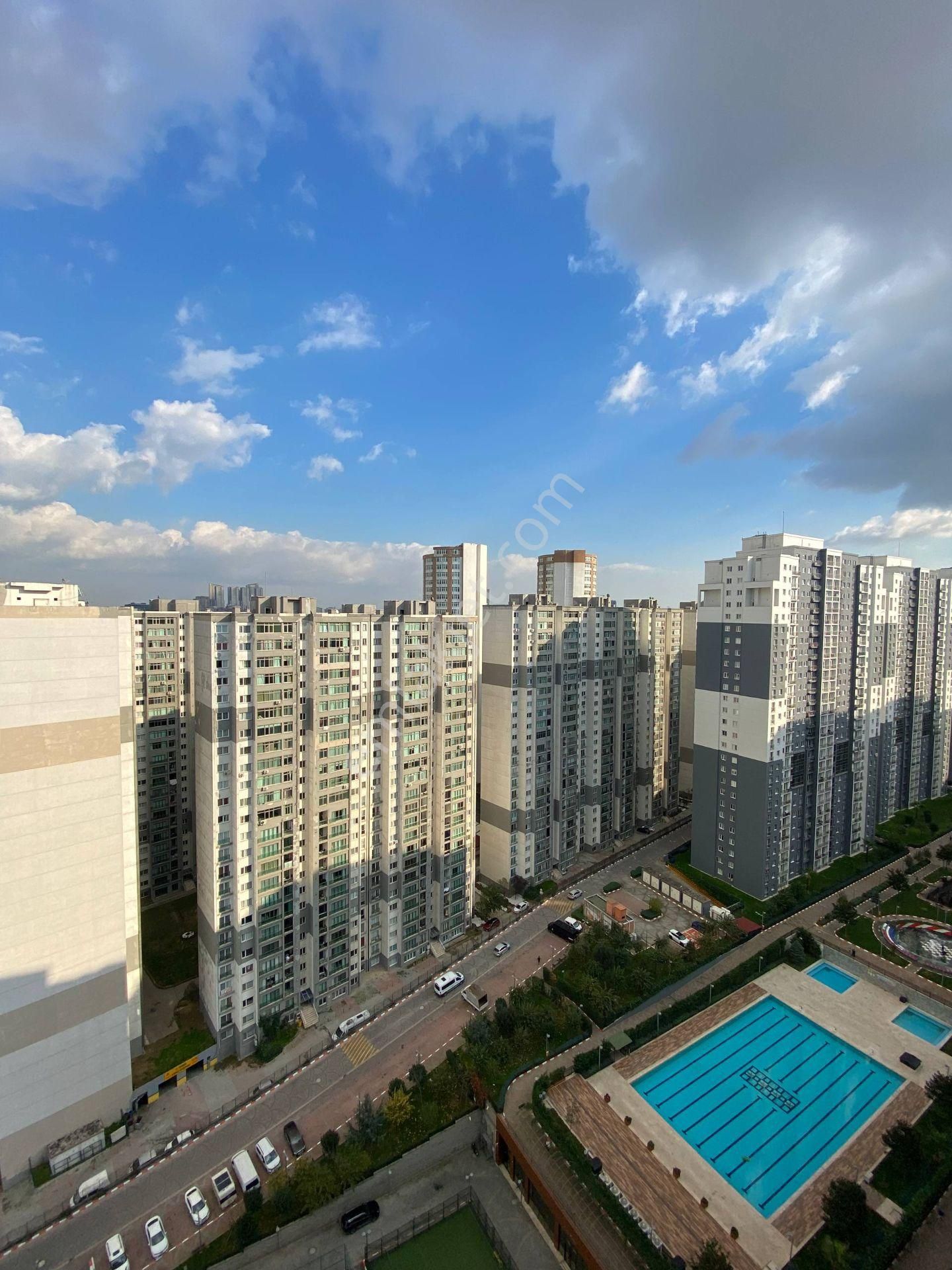 Esenyurt Yeşilkent Mahallesi İnnovia 3 Sitesi 2+1 Full Eşyalı Kiralık Daire Havuz Ve Peyzaj Cepheli - Görsel 27