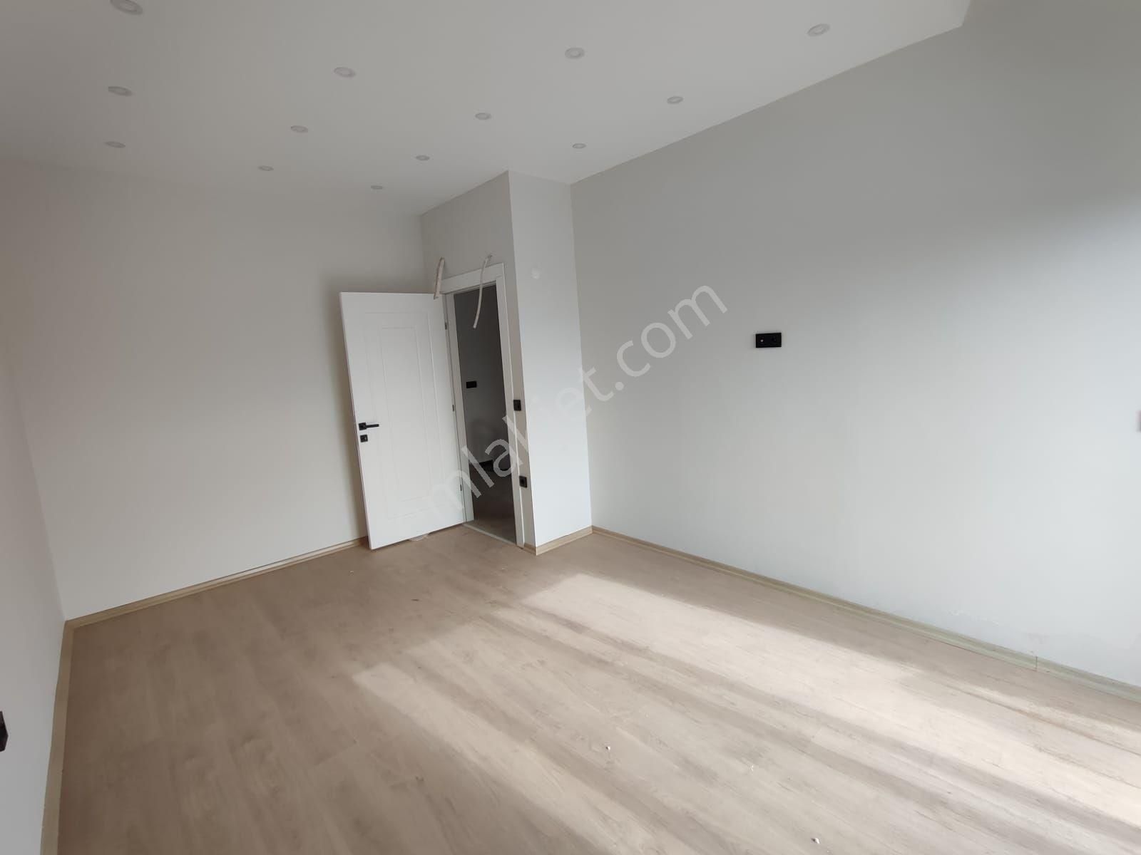 Ciplakli Mahallesi 2+1 American Mutfak Satilik Daire - Görsel 10