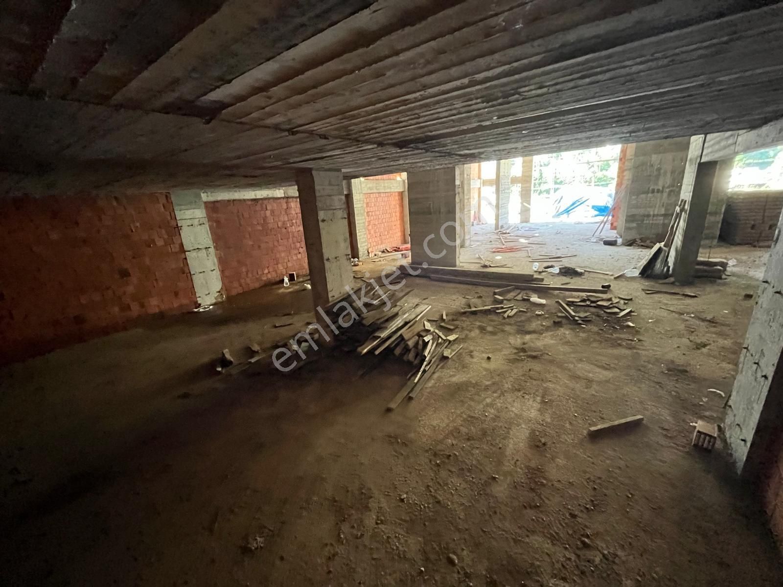 Trabzon Maçkada Kiralık Dükkan - Görsel 16