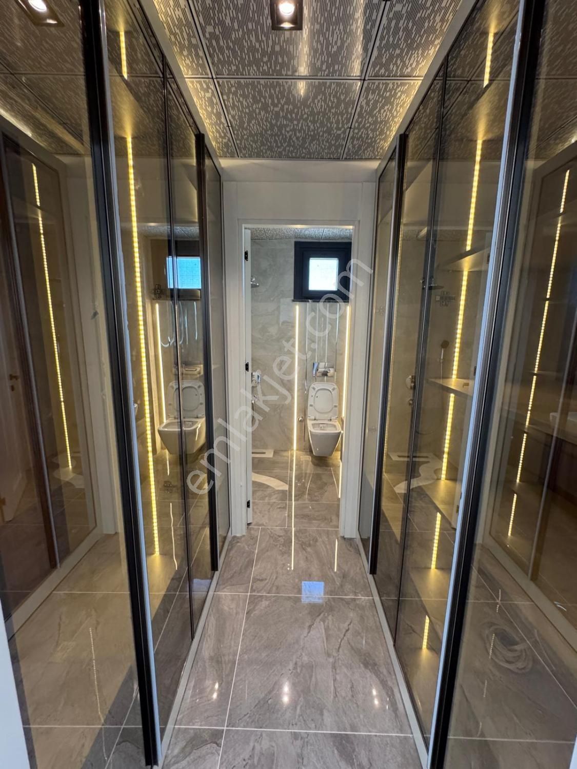 Silivri Ortaköyde Özel Bahçe Ve Havuzlu 3+1 170m2 Lüks Villa - Görsel 21