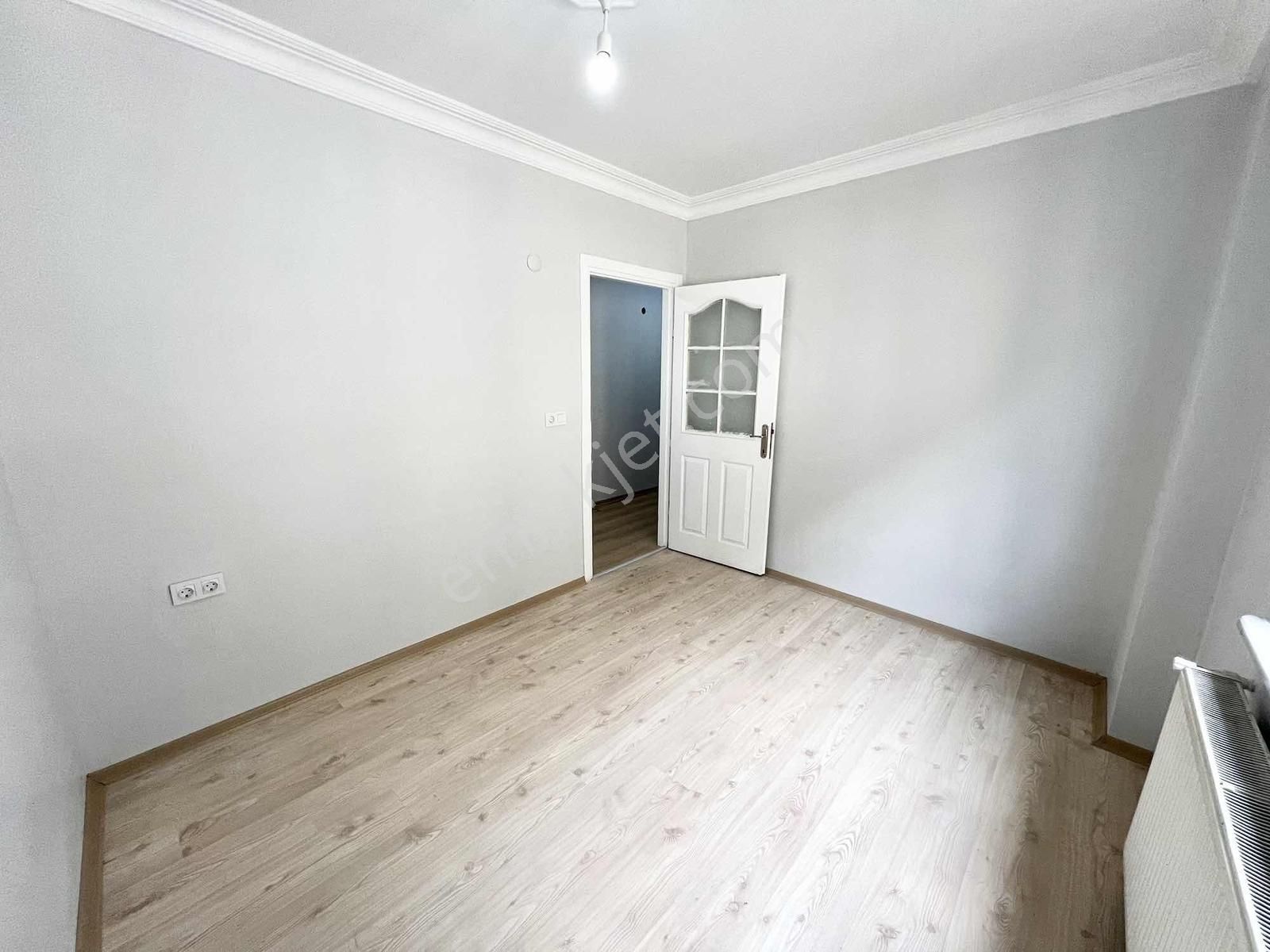 Kağıthane Nurtepe Merkezi Konuma Yakın 3+1 Temiz Aydınlık Daire - Görsel 18