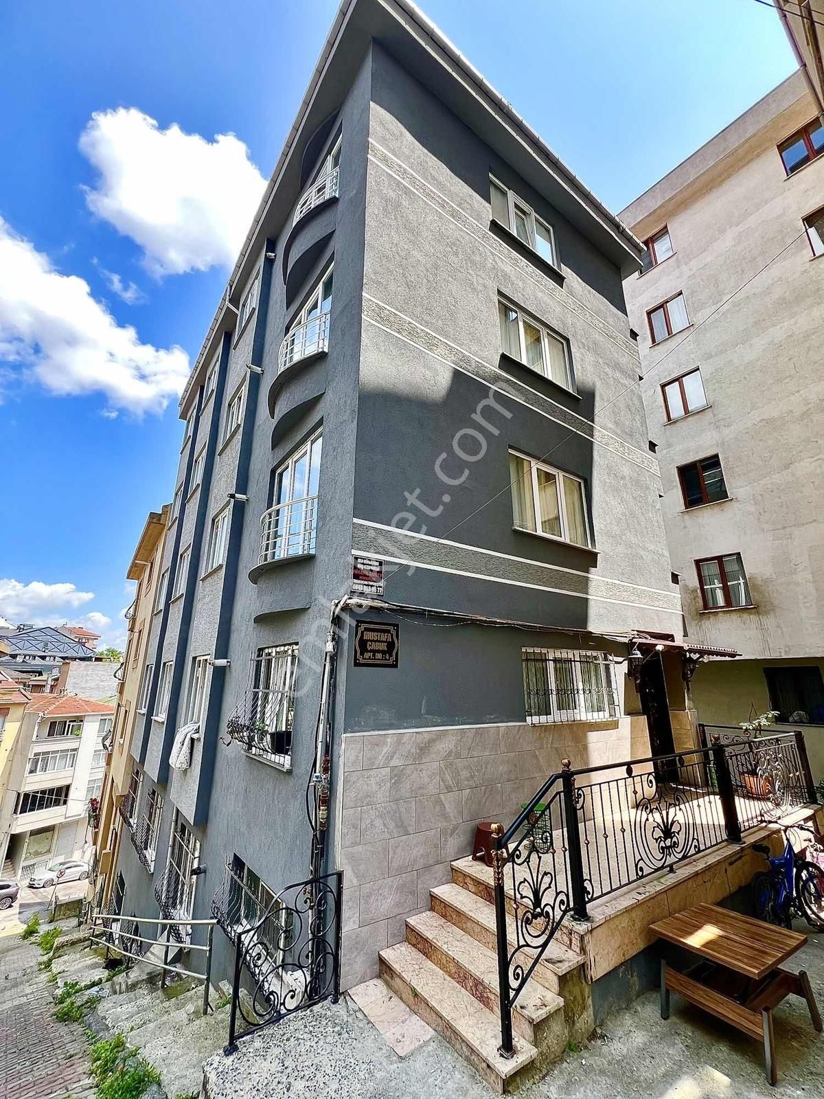 Kağıthane Nurtepe Merkezi Konuma Yakın 3+1 Temiz Aydınlık Daire