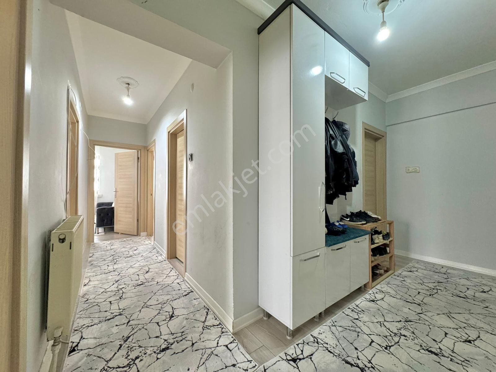 Taşcılar'dan Okullar Bölgesinde 130m² Full Yapılı 3.kat Geniş 3+1 - Görsel 24