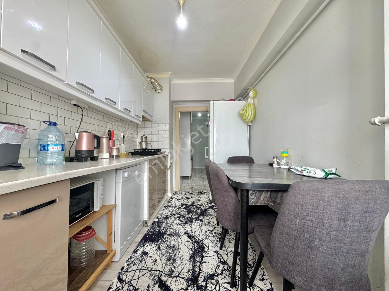 Taşcılar'dan Okullar Bölgesinde 130m² Full Yapılı 3.kat Geniş 3+1 - Görsel 6