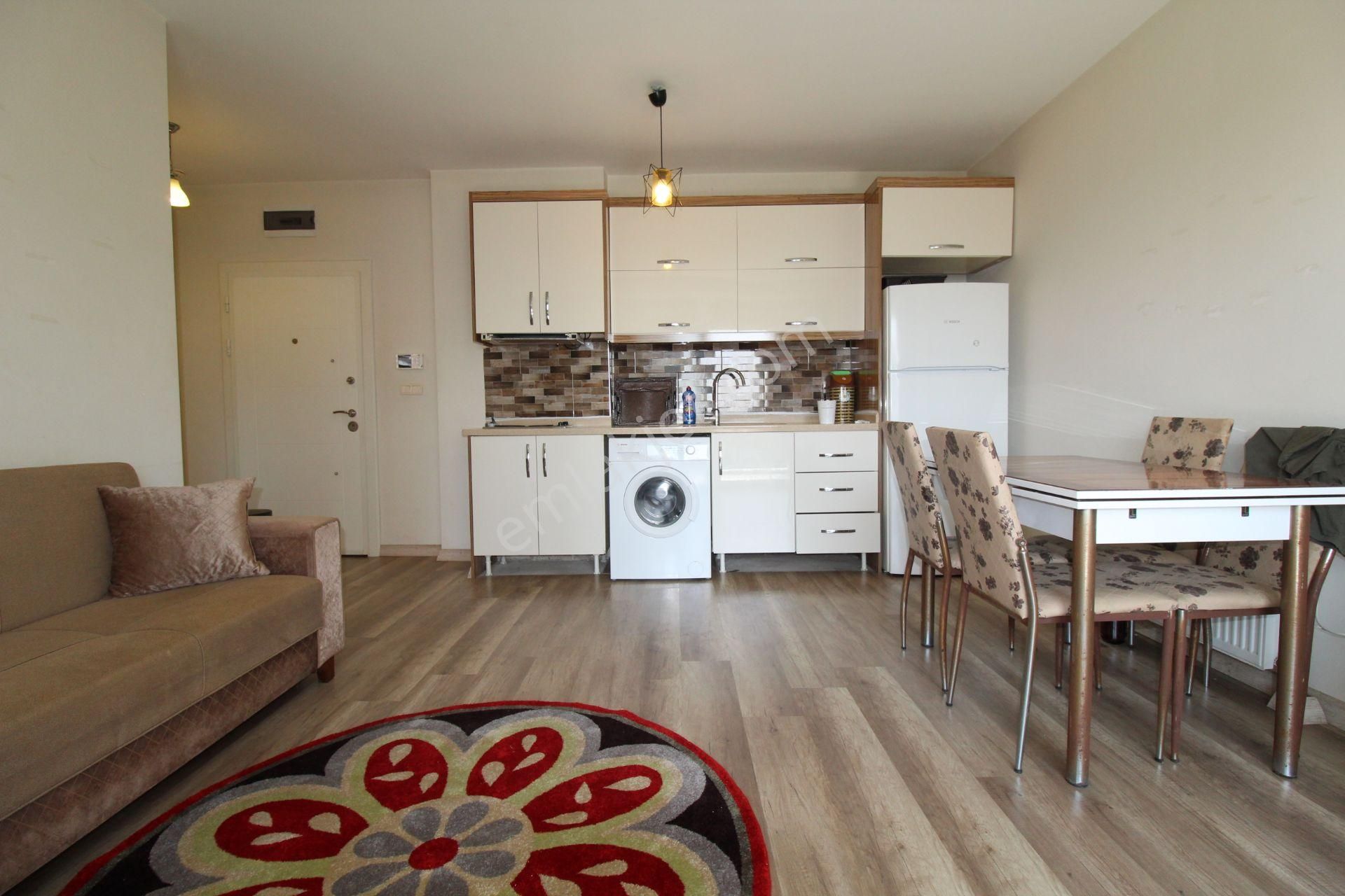 Aslan'dan Yenişehir'de Lüks Site İçi Eşyalı Kiralık Geniş 1+1 - Görsel 2
