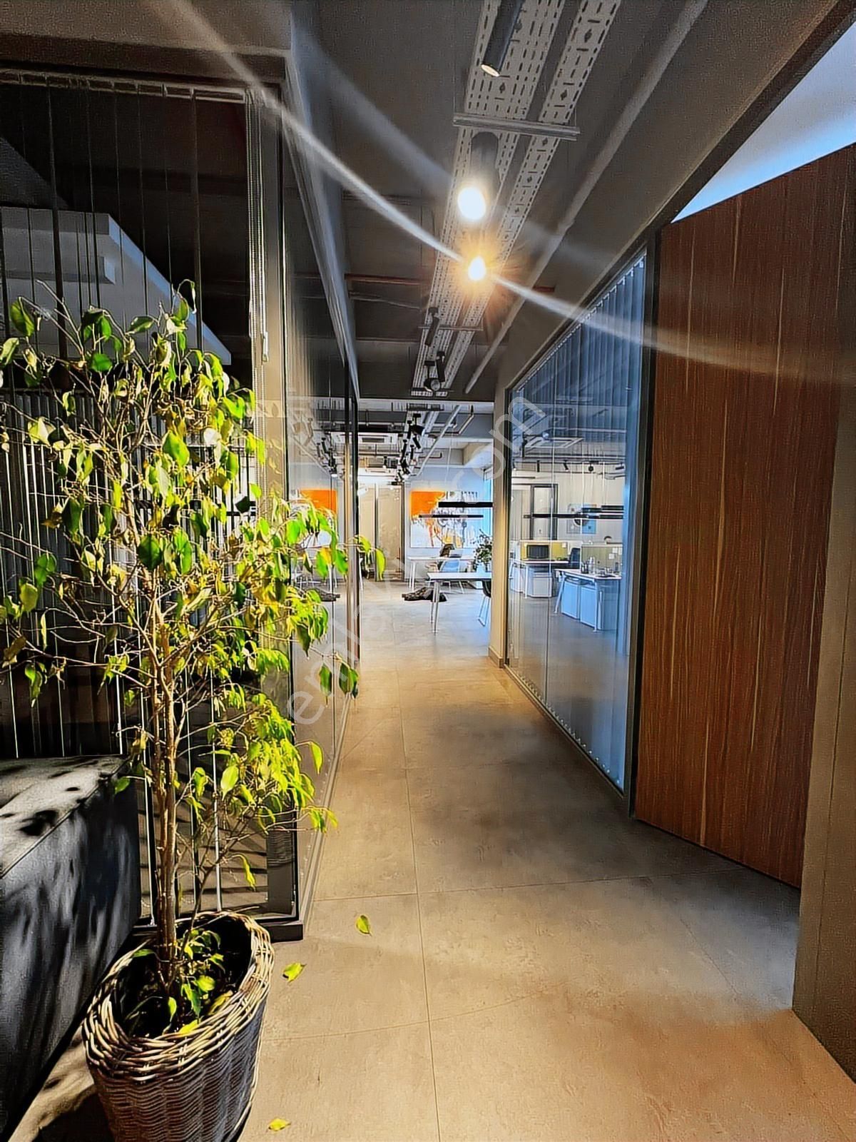 Seba Boulevard D Blok'ta Teraslı, Hazır Dekorlu 240m2 Ofis - Görsel 9