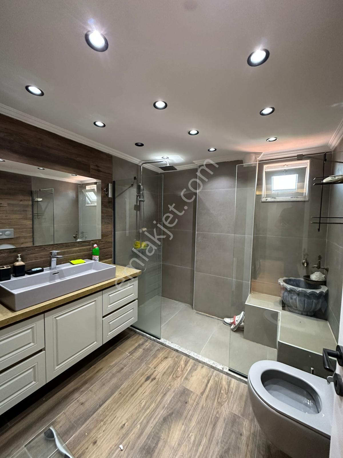 Satılık 4+1 Lüks Villa Köşe Konum / Hemen Teslim - Görsel 22