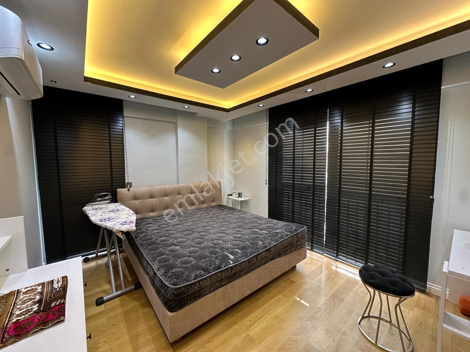 Satılık 4+1 Lüks Villa Köşe Konum / Hemen Teslim - Görsel 18