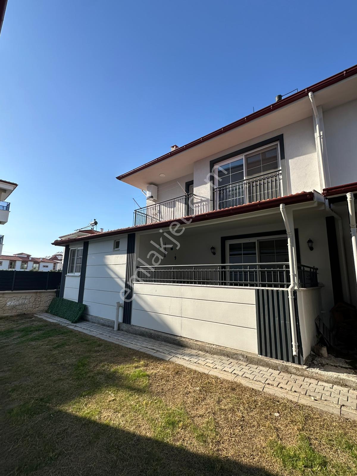 Satılık 4+1 Lüks Villa Köşe Konum / Hemen Teslim - Görsel 28