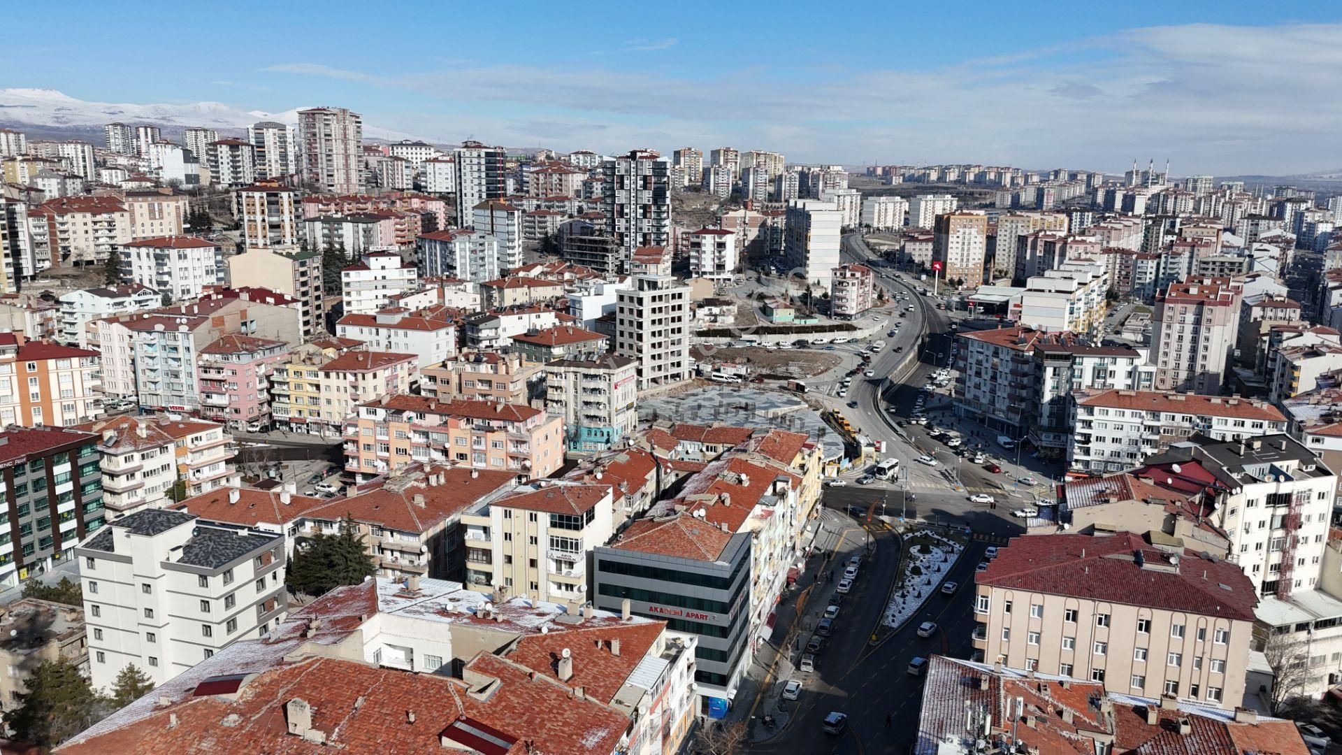 E.gökal Çarşı Merkez Defterdarlık Yanı 3+1 Ara Kat Ana Yol Cephe - Görsel 32