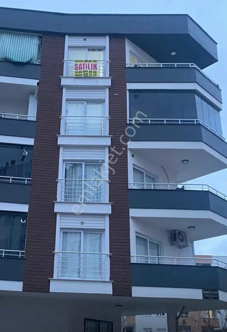 Öğretmenler Mah 5 Katlı Binanın 5nçi Katı Satılıktır
