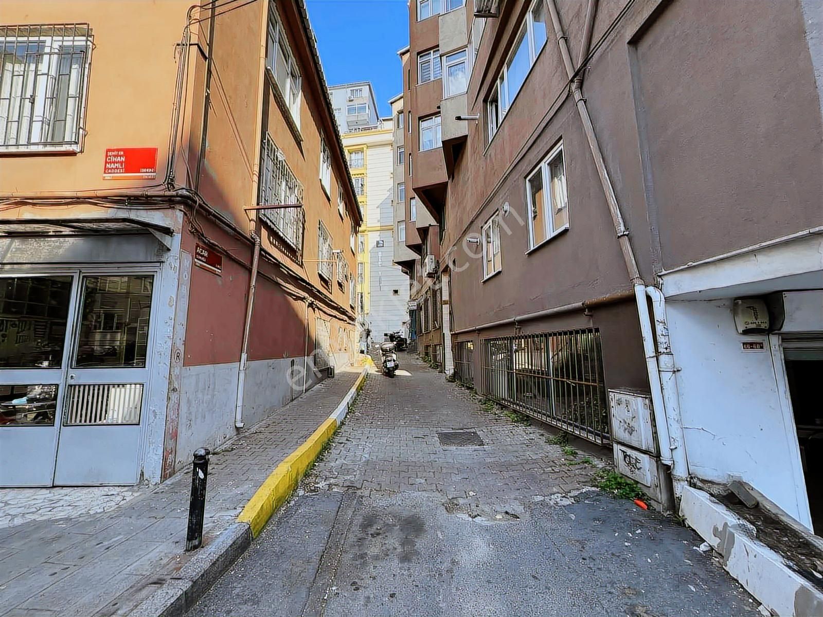 Şişli Mecidiyeköy Merkez'de Cadde Üstü Net:250 M2 4+1 Dükkan - Görsel 28