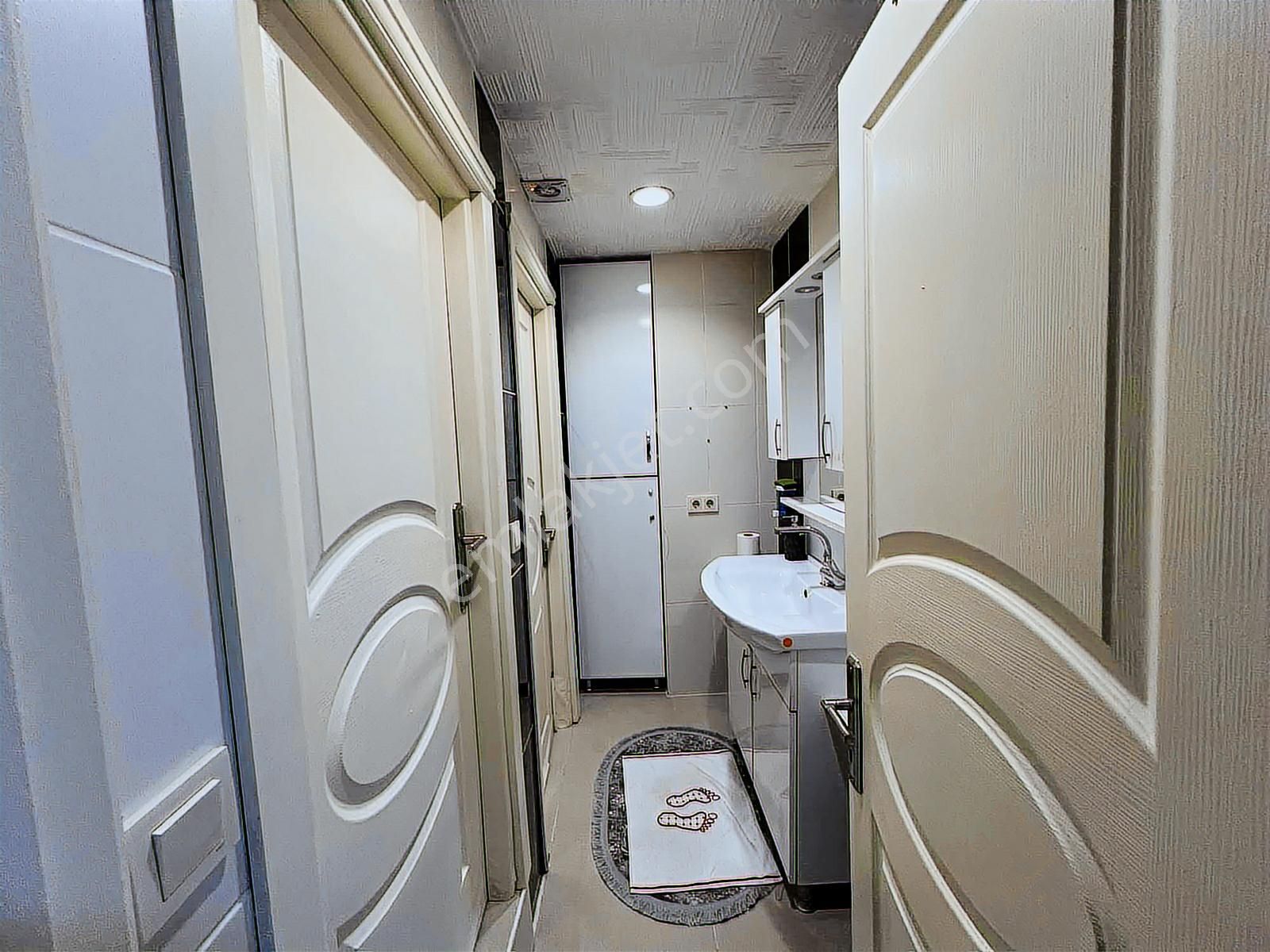 Şişli Mecidiyeköy Merkez'de Cadde Üstü Net:250 M2 4+1 Dükkan - Görsel 16