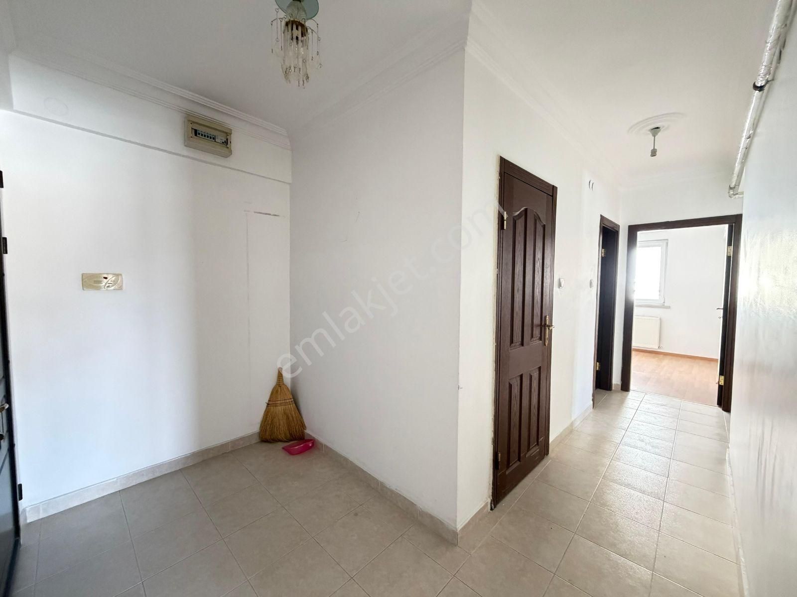 Kelepir Fiyata 3.katta 2+1 Kök Tapu Isı Yalıtım İskanlı Fırsat.. - Görsel 35