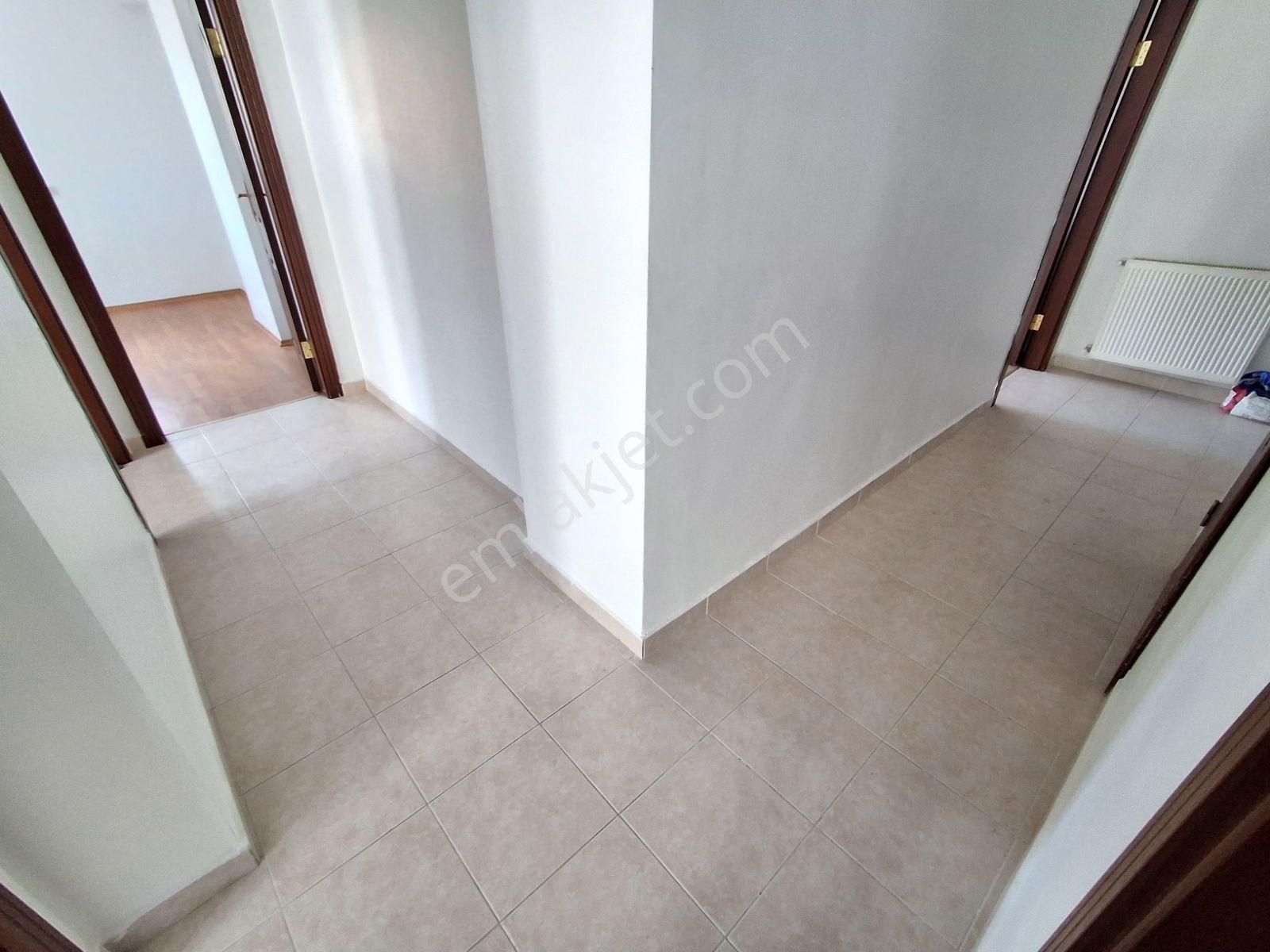 Kelepir Fiyata 3.katta 2+1 Kök Tapu Isı Yalıtım İskanlı Fırsat.. - Görsel 13