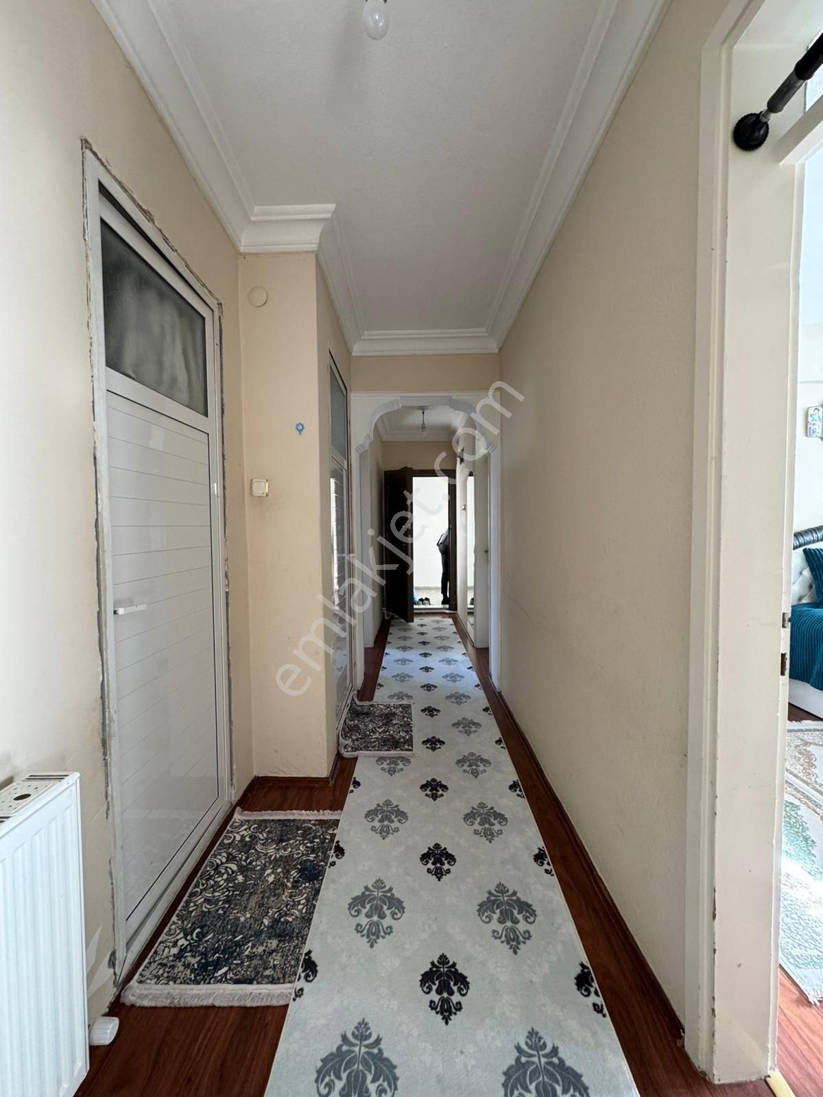 Karabağlar Yunus Emre Mah Cadde Üzeri 117 M2 2+1 Daire - Görsel 7