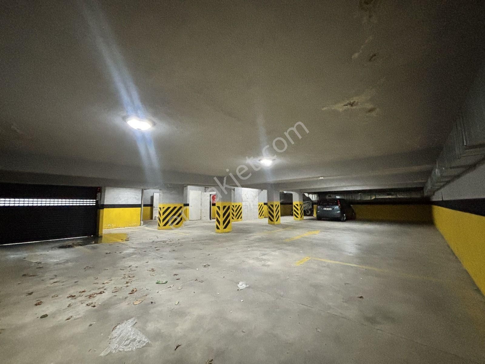 Konut Ve Ticari'den Merdivenköy'de 2021 Yapımı Minibüse Yakın Boş 3+1 - Görsel 33