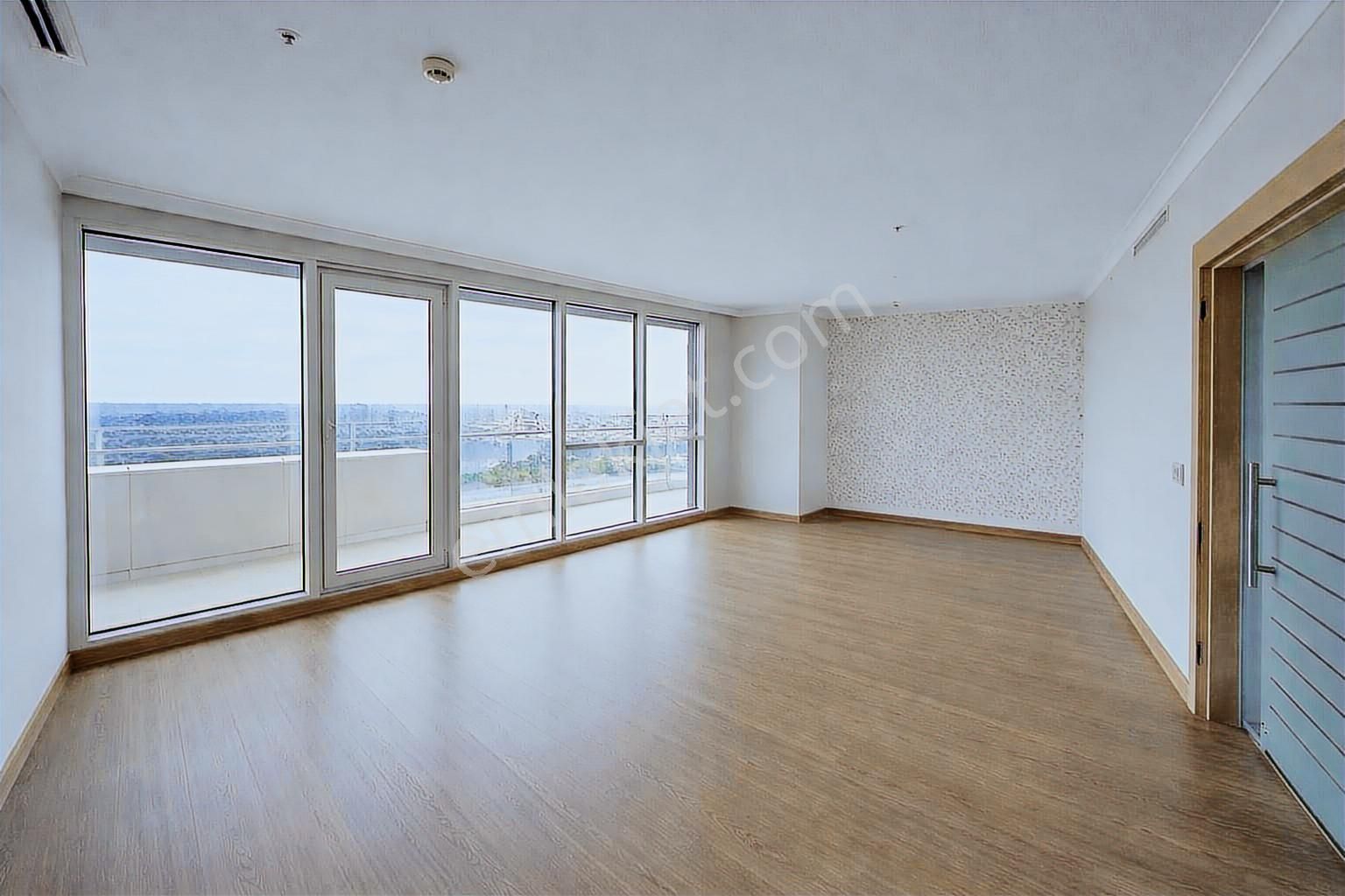 Ataşehir Varyap Meridian'de Muhteşem Kat Bahçeli Çok Geniş 2+1 - Görsel 13