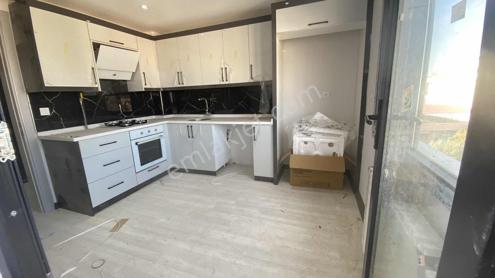 Mimoza Gayrimenkul'den İzban Dibi Geniş 2+1 Satılık Daire