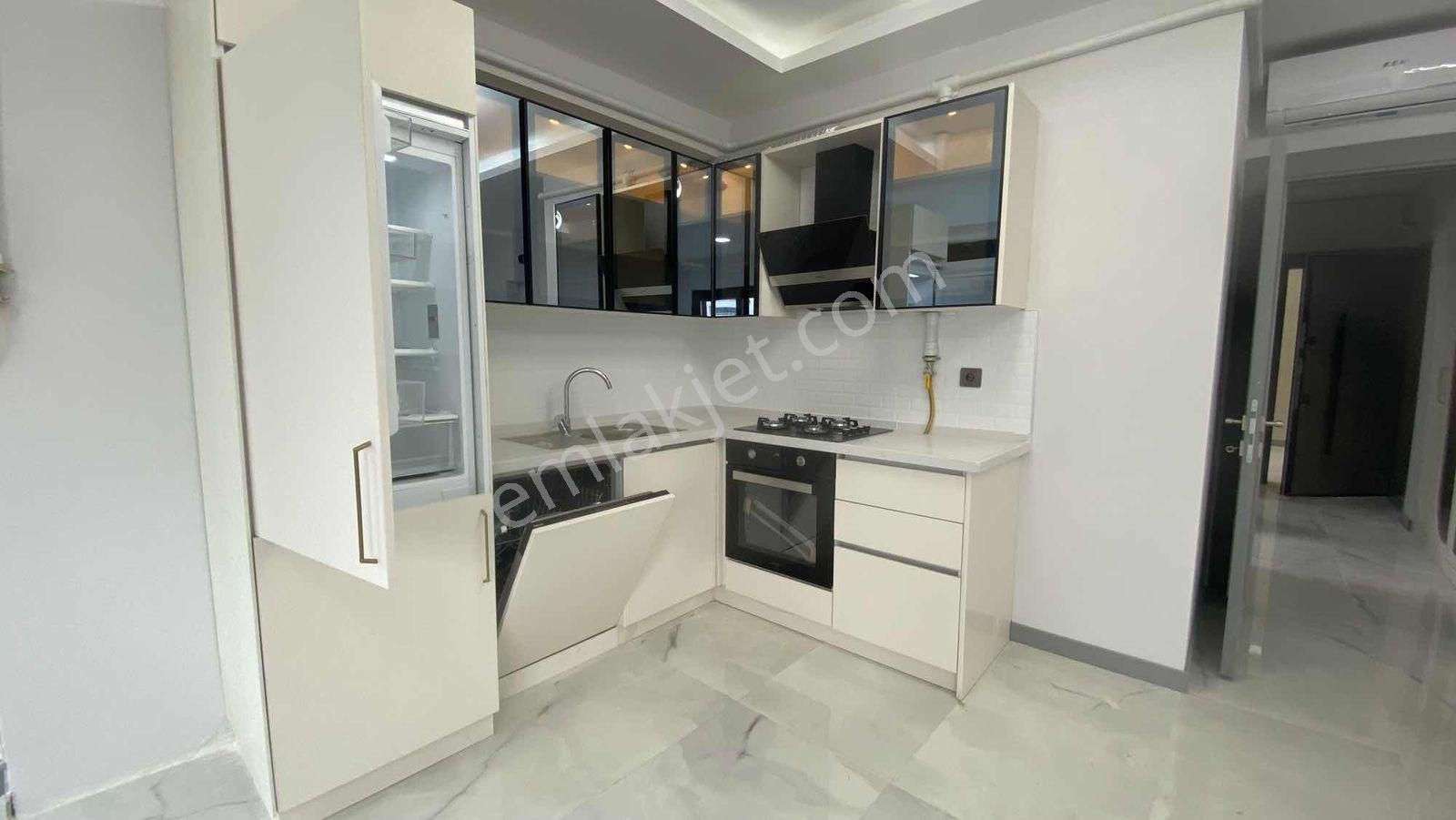 Mimoza Gayrimenkul'den Sadık İleri Bulvarında 2+1 Satılık Daire