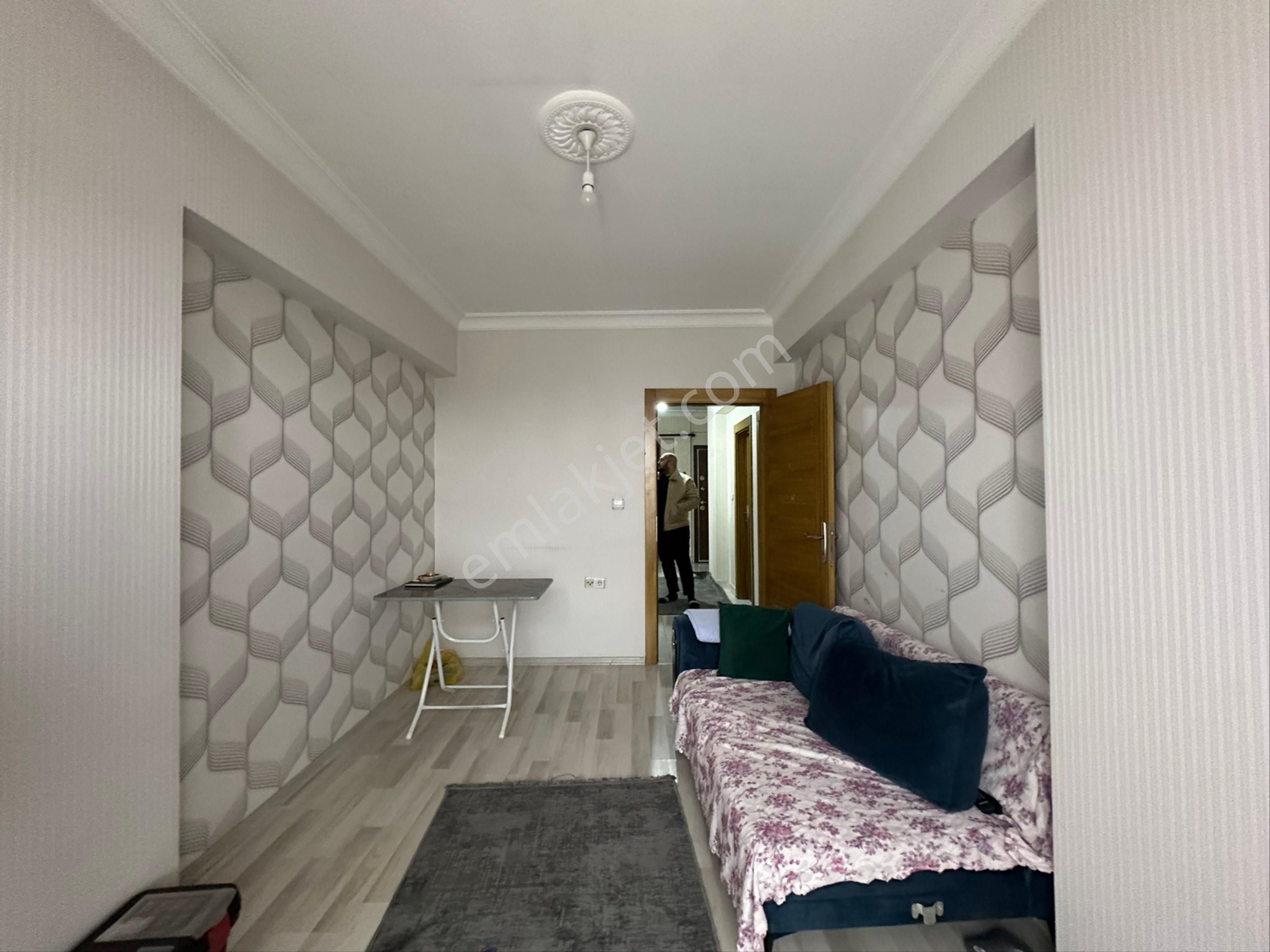 Yeşiltepe 431 Cadde Üstü Çift Girşli Asansörlü Çift Mutfaklı 5+1 - Görsel 12