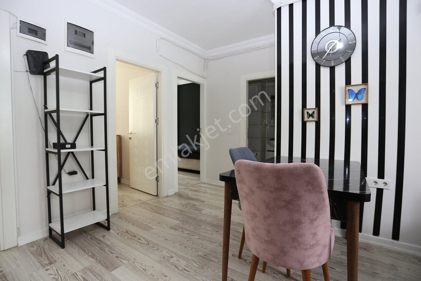 Muratpaşa Deniz Mahallesinde Ayrı Mutfaklı 3+1 Daire | Tekce - Görsel 2