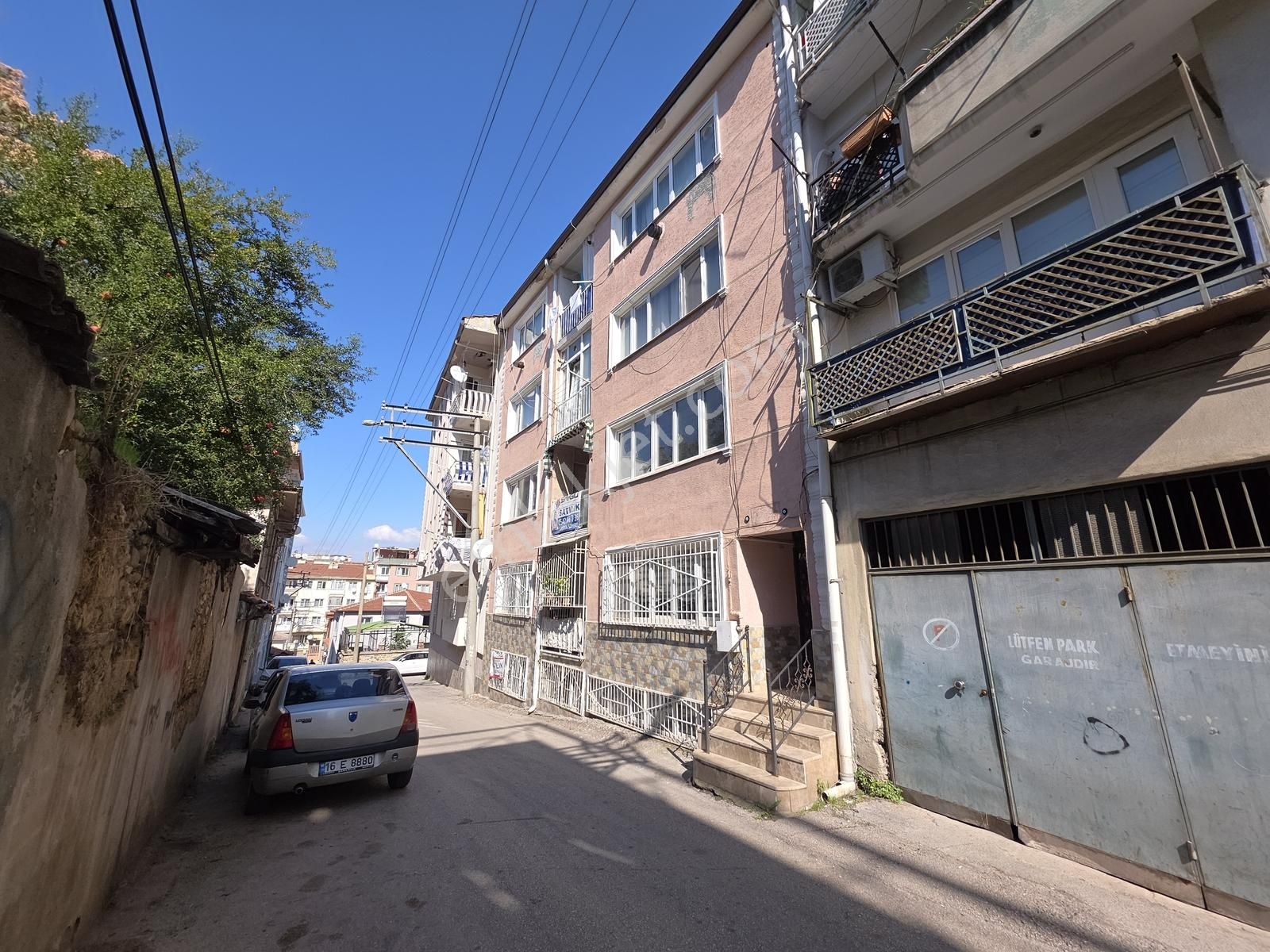 Çarşı Merkeze Yakın Hacıseyfettin Mah. Ara Kat Geniş 3+1 Daire - Görsel 2