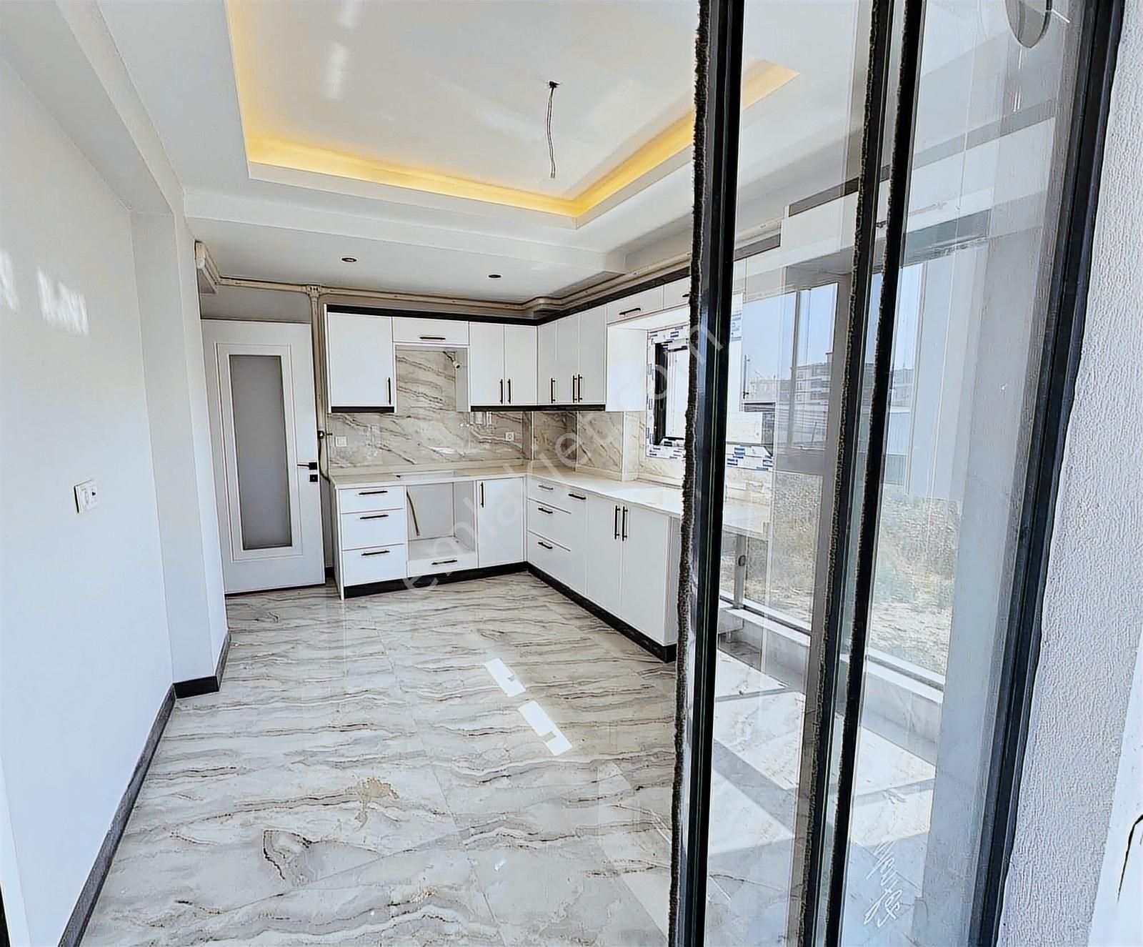 Muratbey Mah. 3+1 Ultra Lüx İnce İşçilikli Daire - Görsel 3